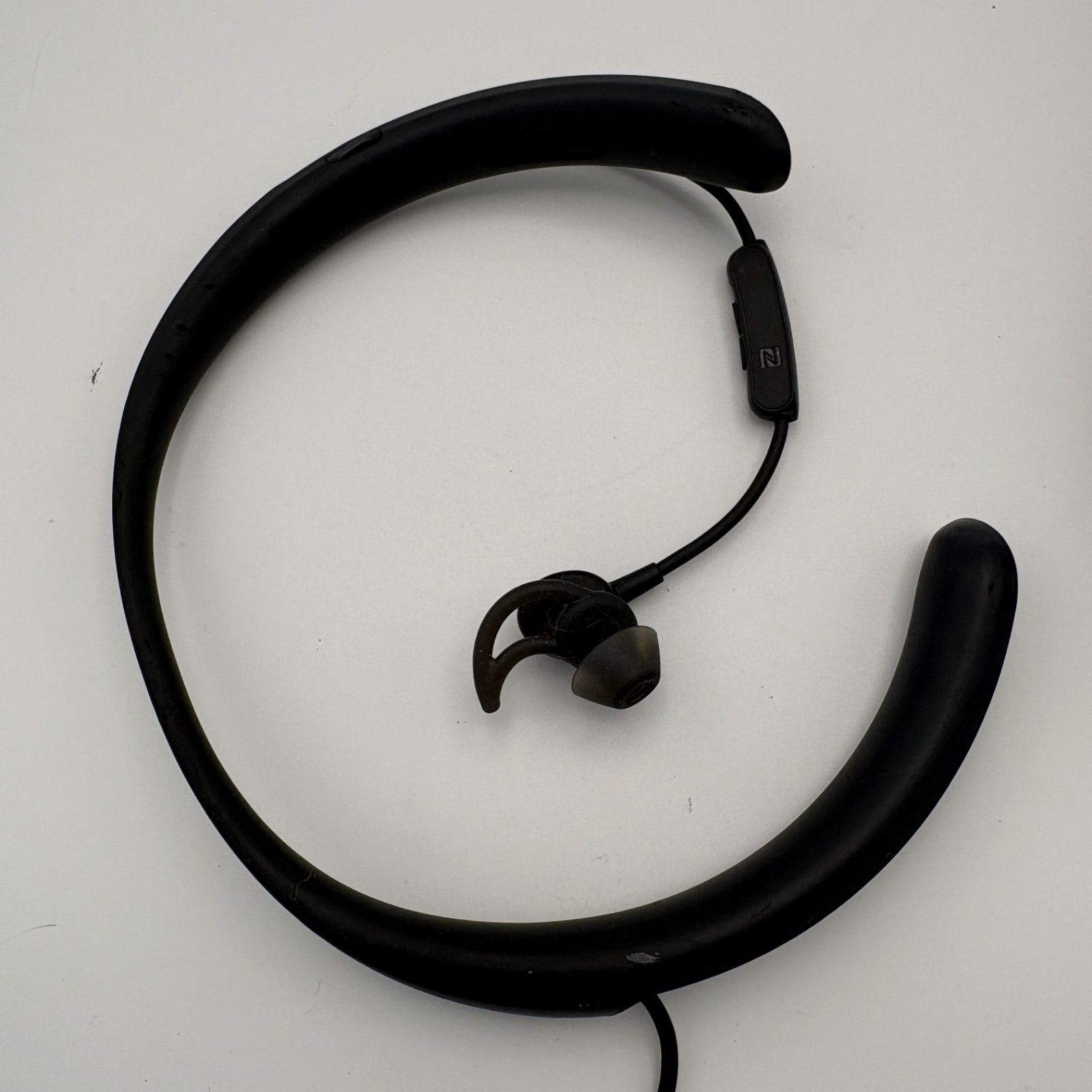 Bose ボーズ QuietControl 30 QC30 ワイヤレスイヤホン 収納ケース