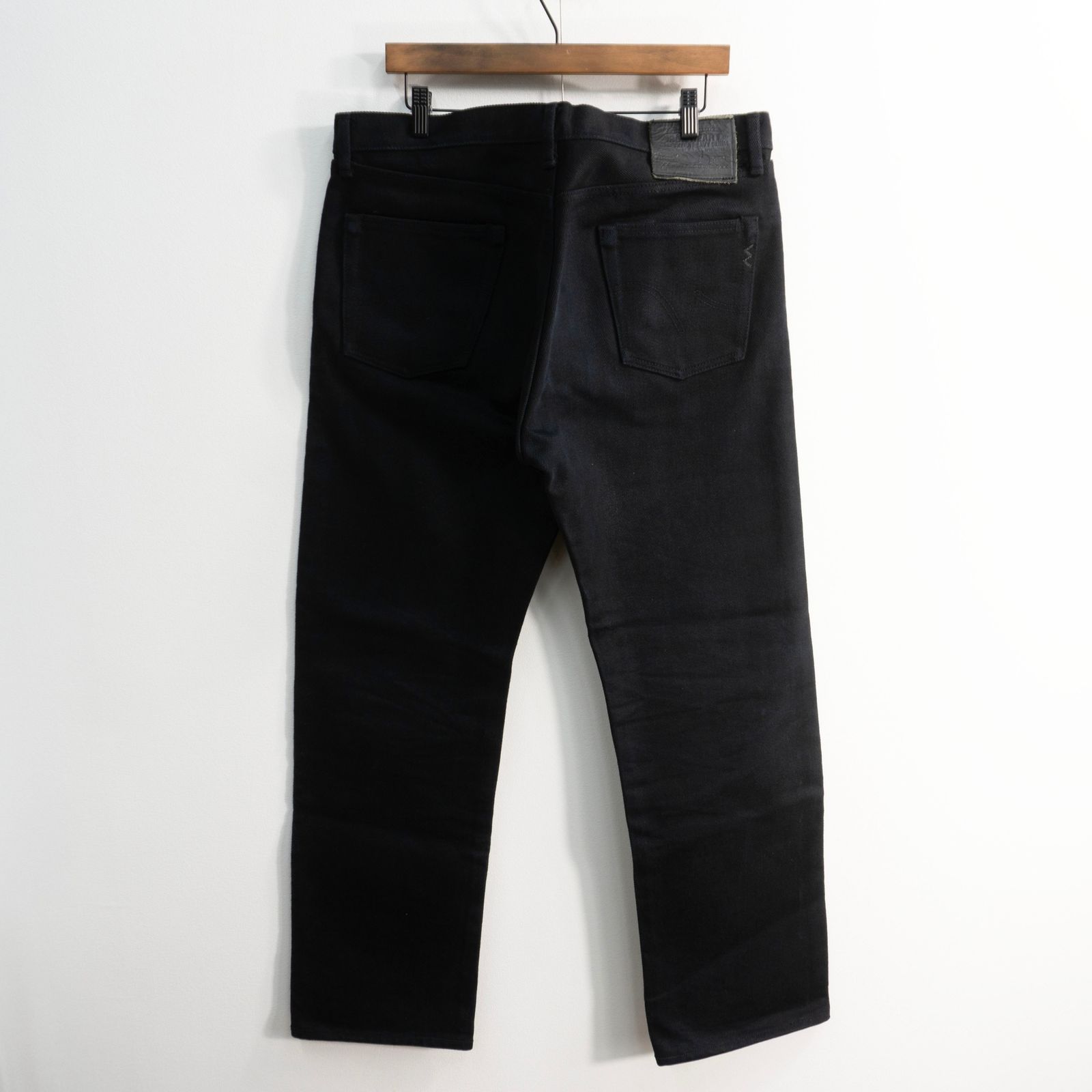 美品】IRON HEART【21oz 黒鎧 デニム ストレート】W36 ブラックデニム