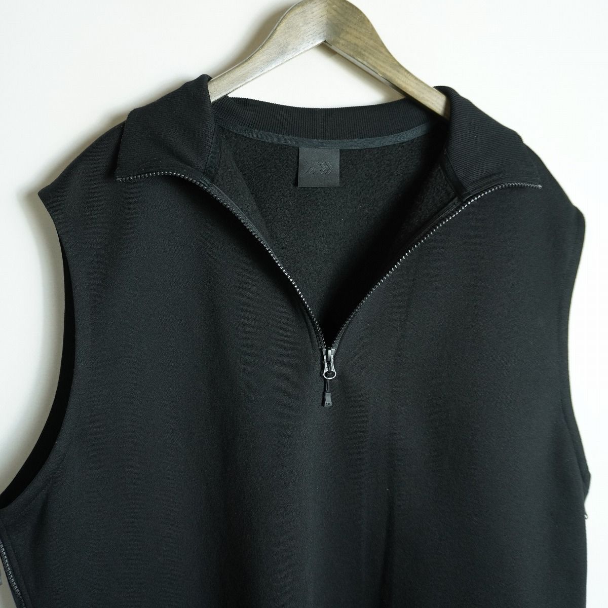 未使用　DAIWA PIER39 TECH SWEAT ZIP VEST 美品 25AW DAIWA PIER39 ダイワピア39 TECH SWEAT ZIP VEST PULLOVER