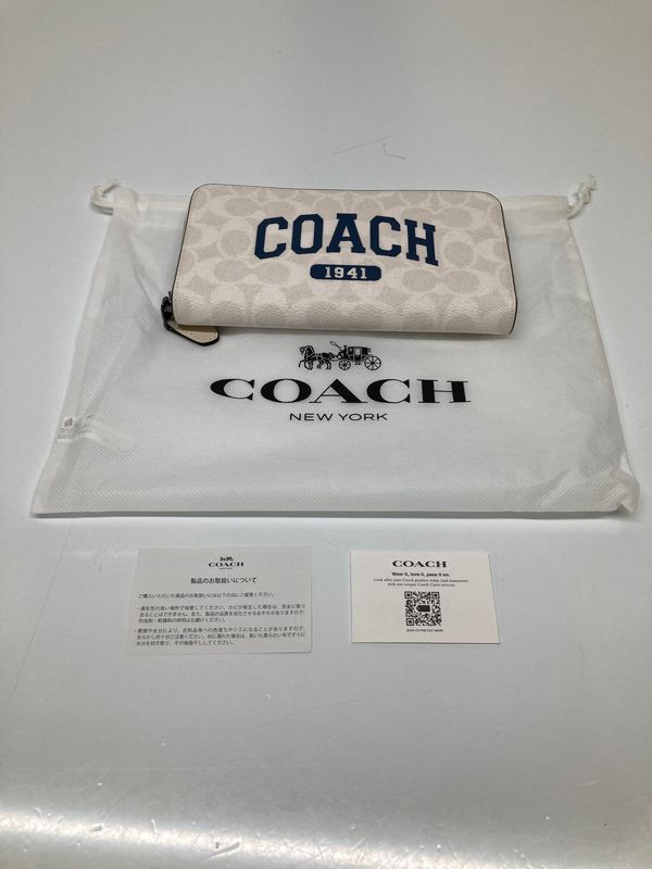 【中古美品】 COACH コーチ CBS95 長財布 シグネチャー コーチグラフィック ラウンドジップ ロングウォレット 長財布 (ICH) 【200-260927-AS-2-hon】 11,880円