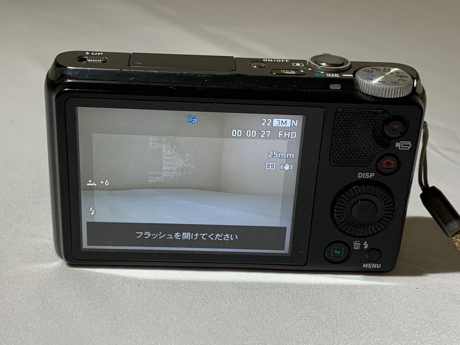 CASIO EXILIM EX-ZR700 カシオコンデジ ブラック ジャンク 4352 Casio EXILIM EX-ZR700 ブラック ジャンク品 デジカメ【宅