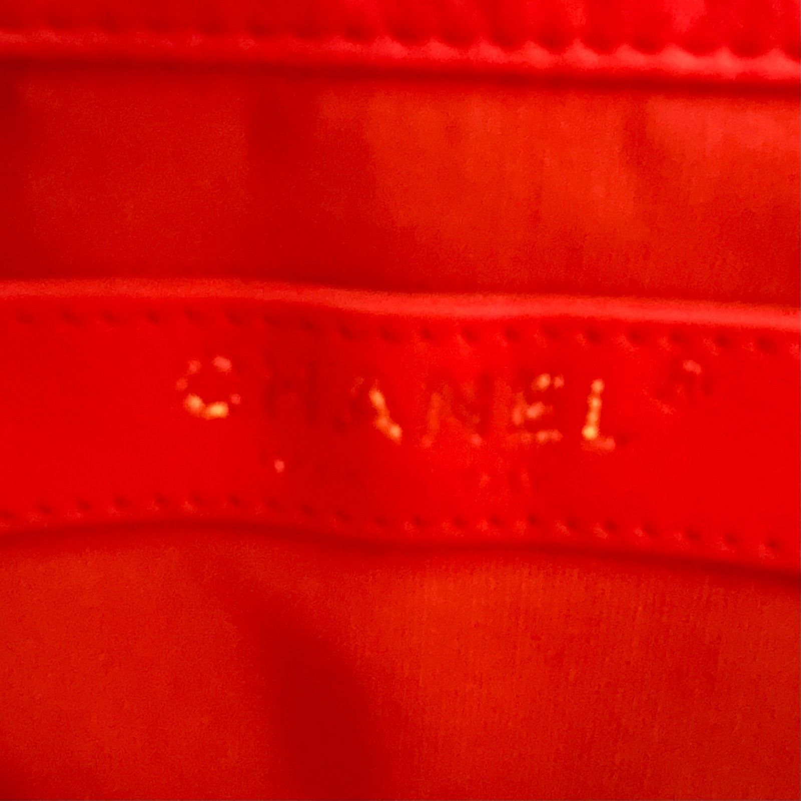 激レア❤CHANEL❤レッドラメ巾着ショルダーバッグゴールドチェーン 美品】CHANEL シャネル チェーンケージ ドローストリング バケット