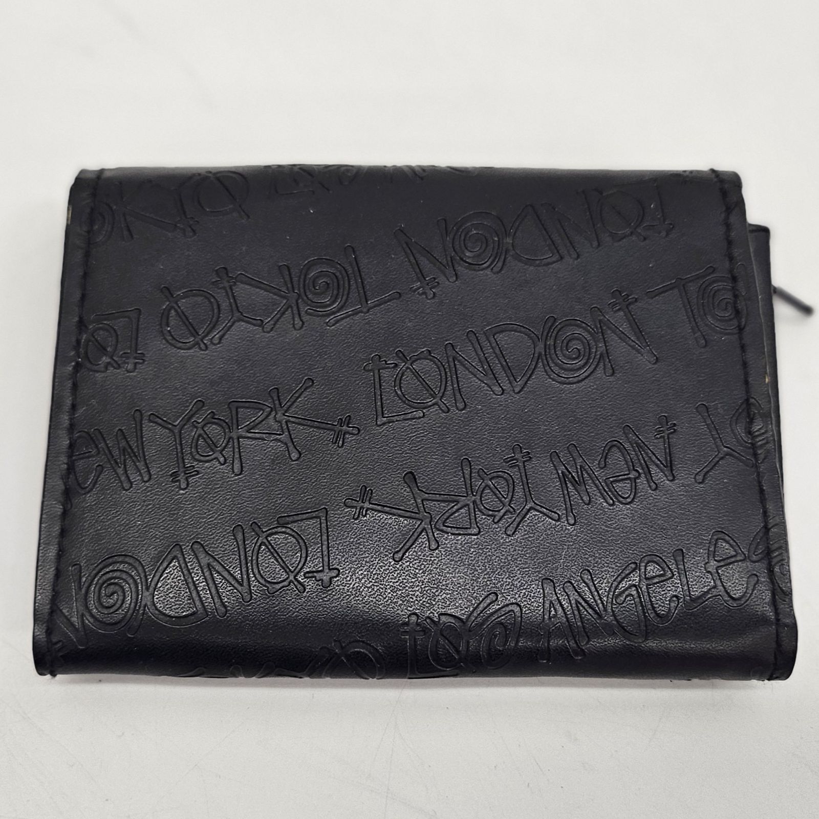 STUSSY ステューシー 三つ折り財布 パスケース ブラック 総柄 ロゴ