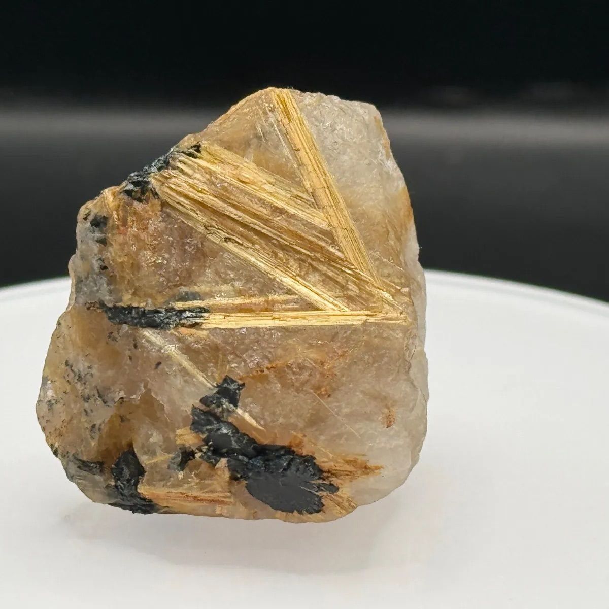 ルチルクォーツ原石　金針ぎっしり　金塊ギラギラ　新品 天然ルチルクォーツ 原石 金針水晶 ゴールドルチル 一点物 - メルカリ