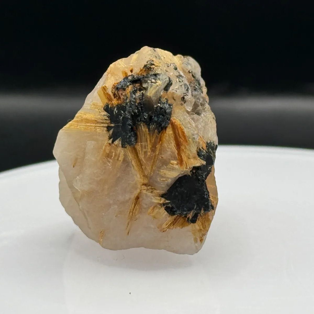 天然ルチルクォーツ 原石 金針水晶 ゴールドルチル 一点物 - メルカリ