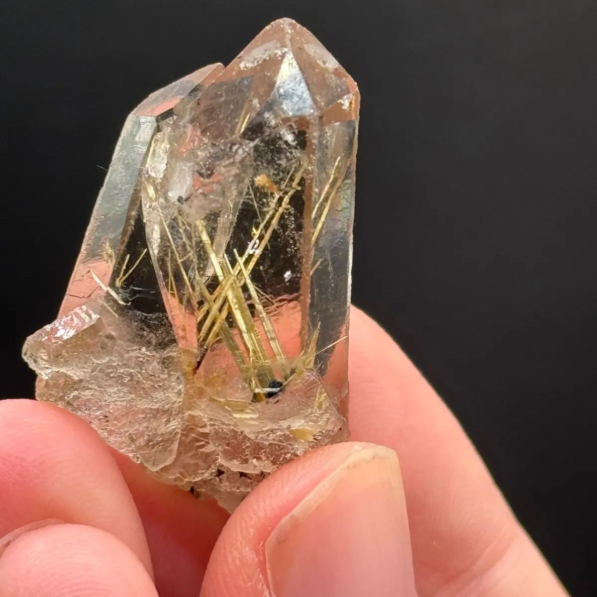 天然ルチルクォーツ 原石 金針水晶 ゴールドルチル 一点物 - メルカリ