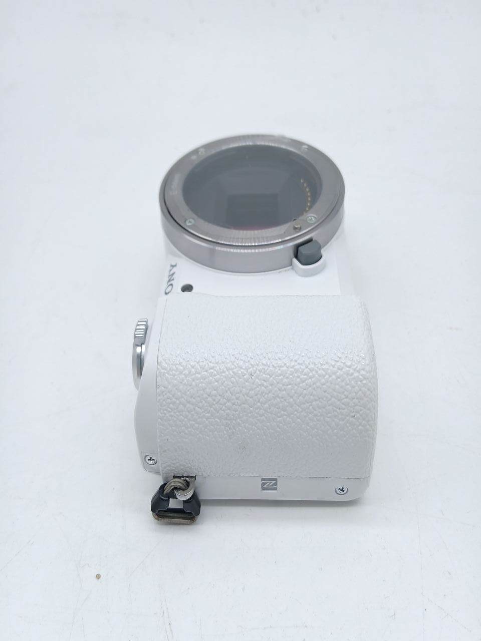 1383ショット！美品 ☆ SONY α5100 ボディ ホワイト ミラーレス一眼