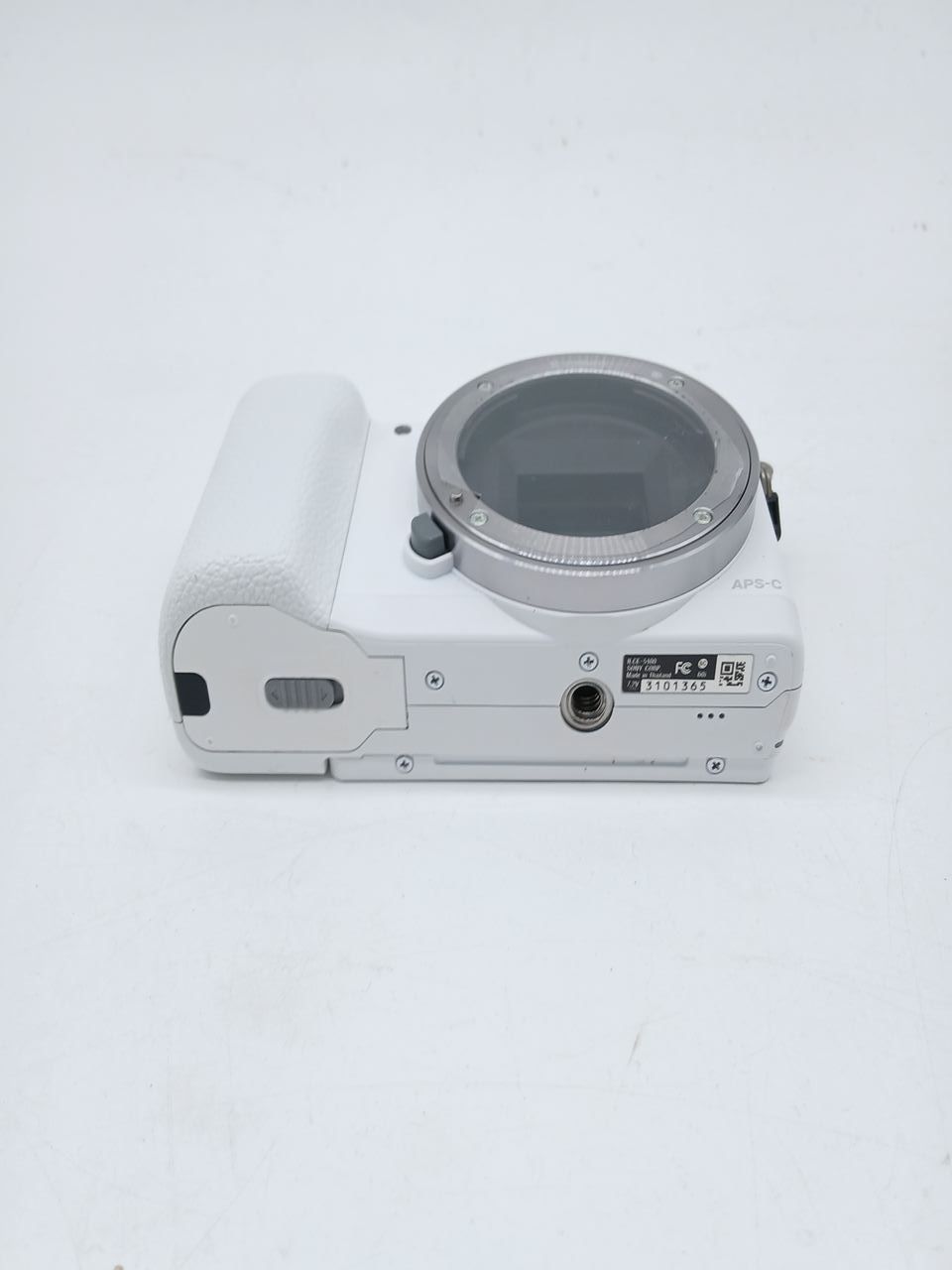 1383ショット！美品 ☆ SONY α5100 ボディ ホワイト ミラーレス一眼