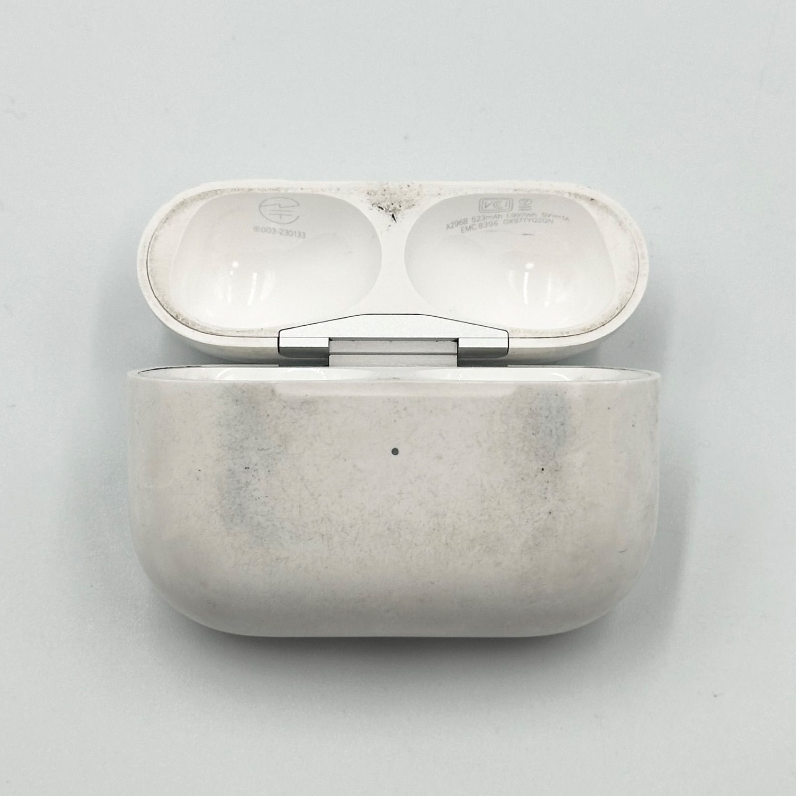 Apple AirPods Pro 第2世代 充電ケースのみ A2968 正規品 type-C 【24 