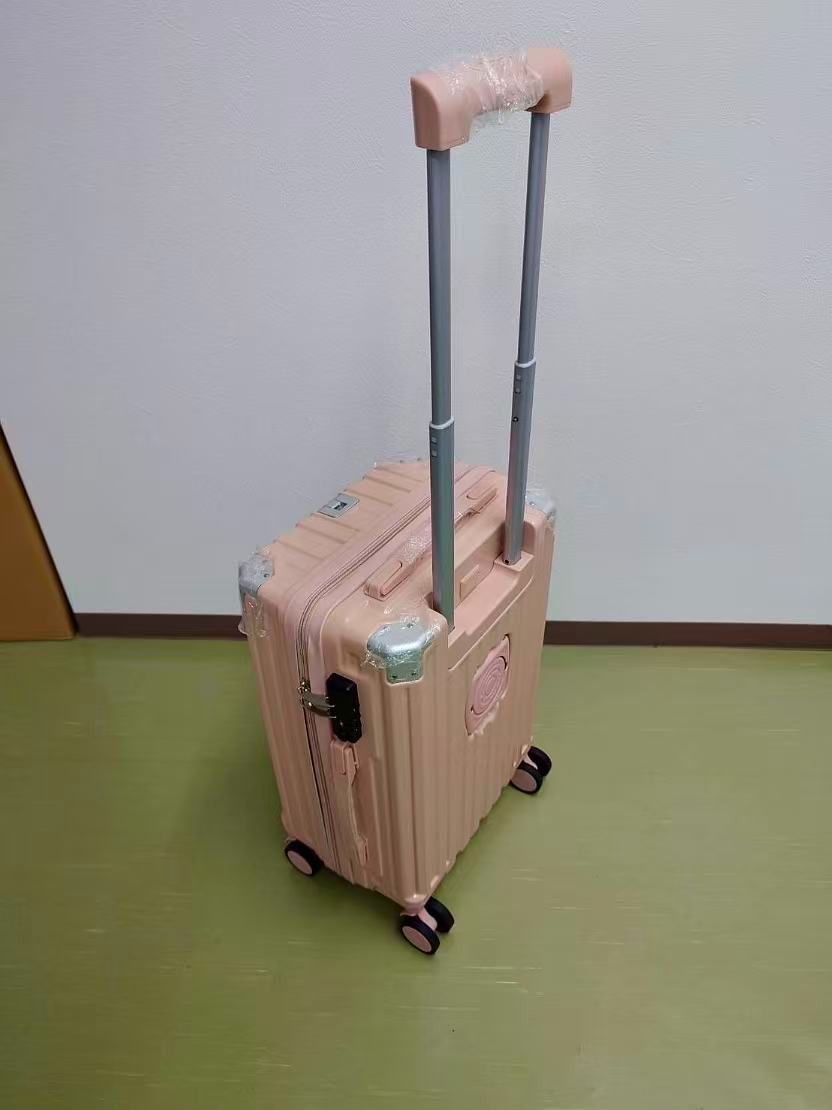 アウトレット】 パステルピンク スーツケース 国際基準 TSAロック