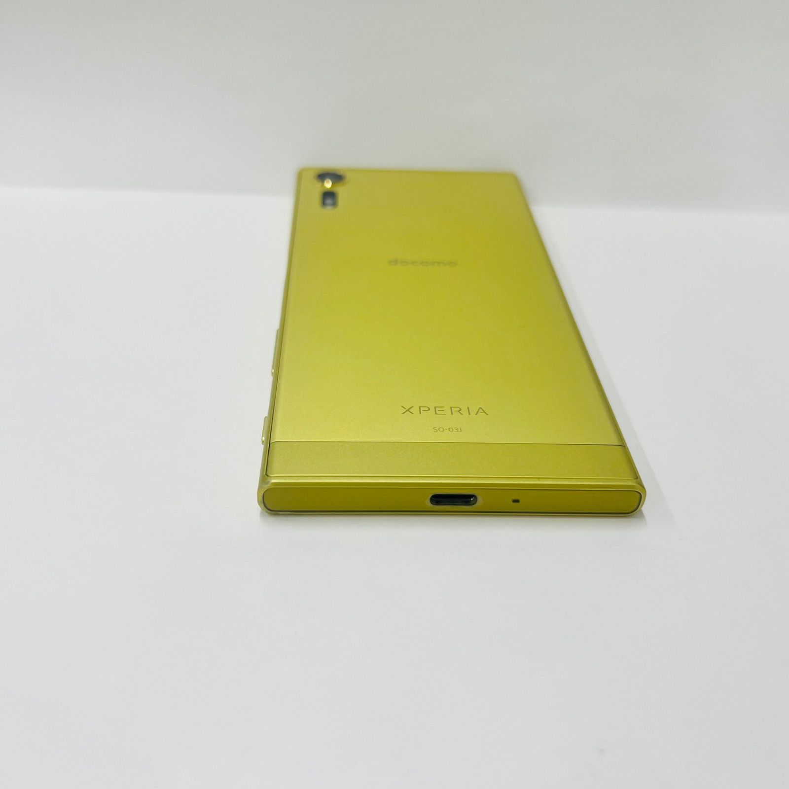 Xperia XZs SO-03J SIMフリー SONY やや傷や汚れあり - メルカリ