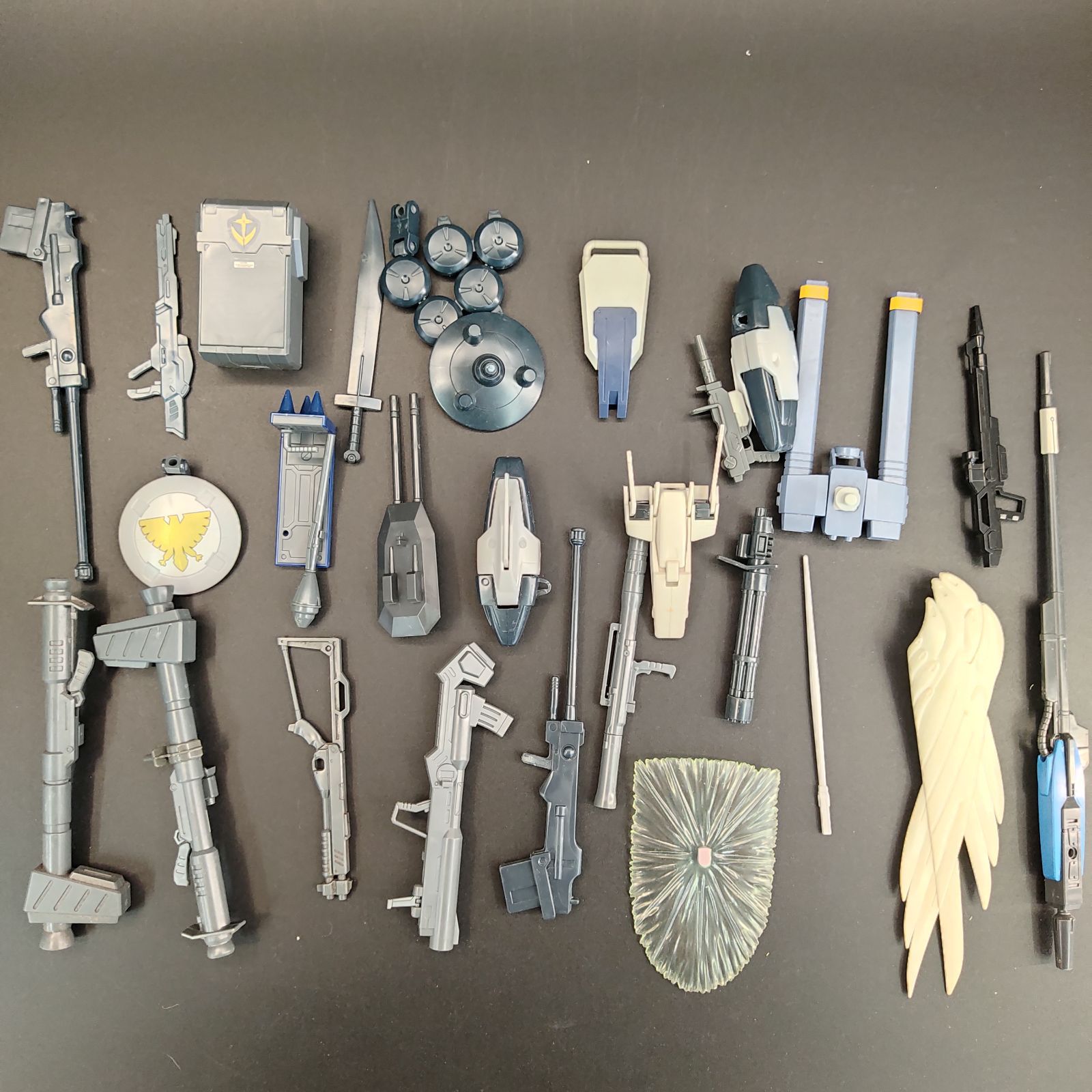 ガンプラ【未検品/ジャンク、パーツ取り用、キズ、ほこり、欠品多数