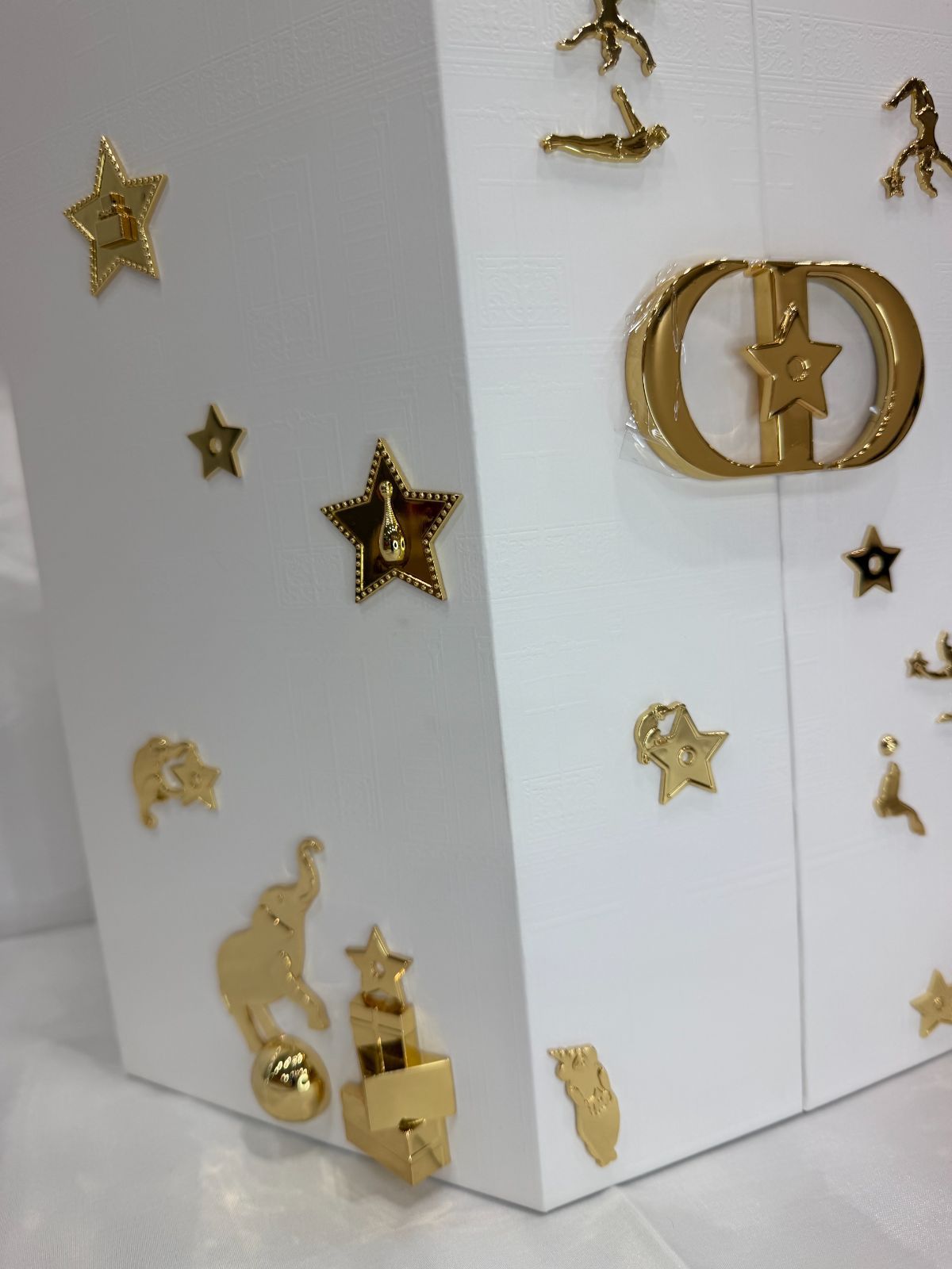 新品未使用 DIOR 2025 アドベントカレンダー 【箱のみ】 - メルカリ