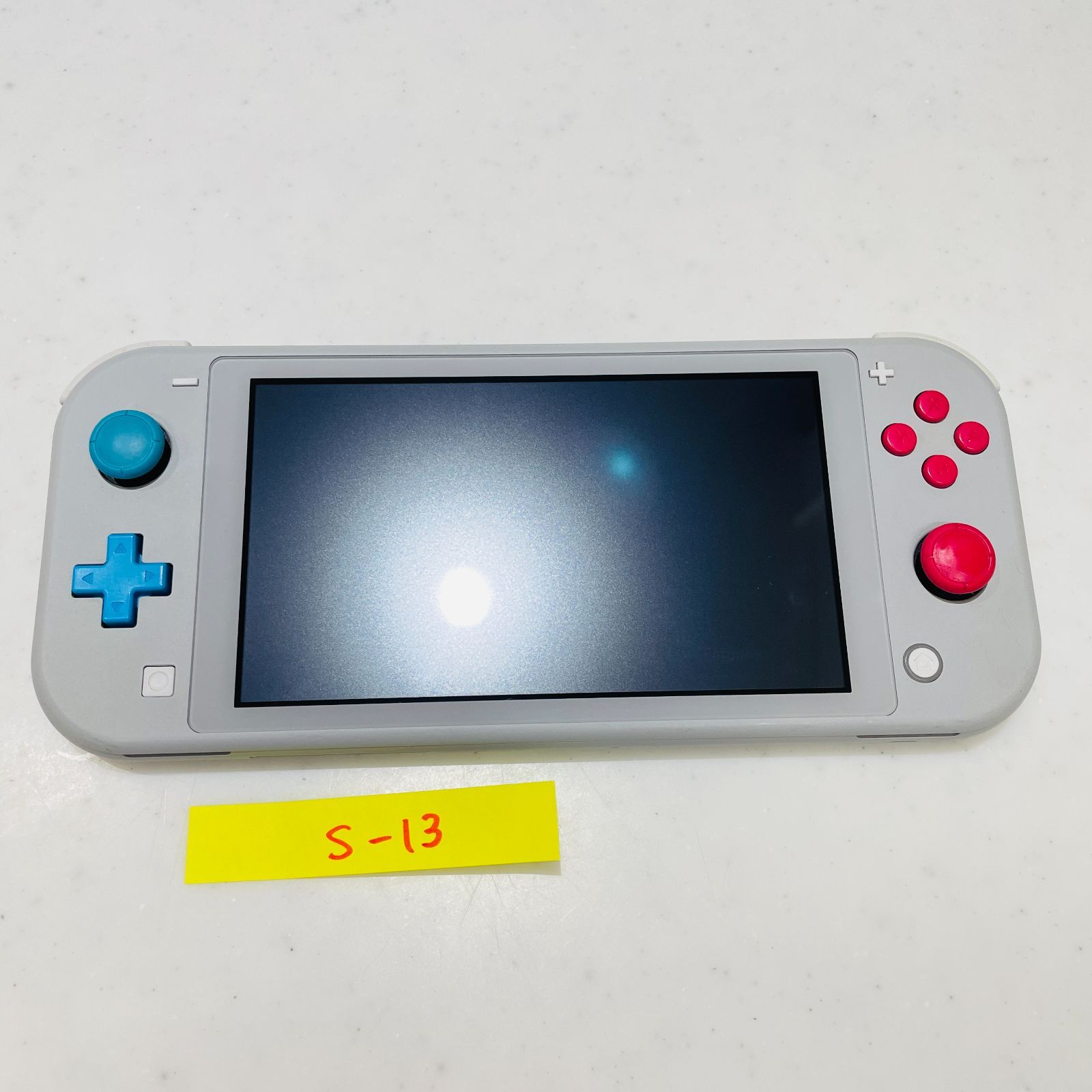 目立った傷なし】Nintendo Switch Lite ザシアン・ザマゼンタ 本体のみ
