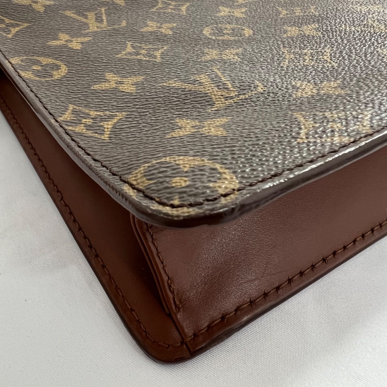 LOUIS VUITTON ルイヴィトン モノグラム クラッチバッグ セカンド