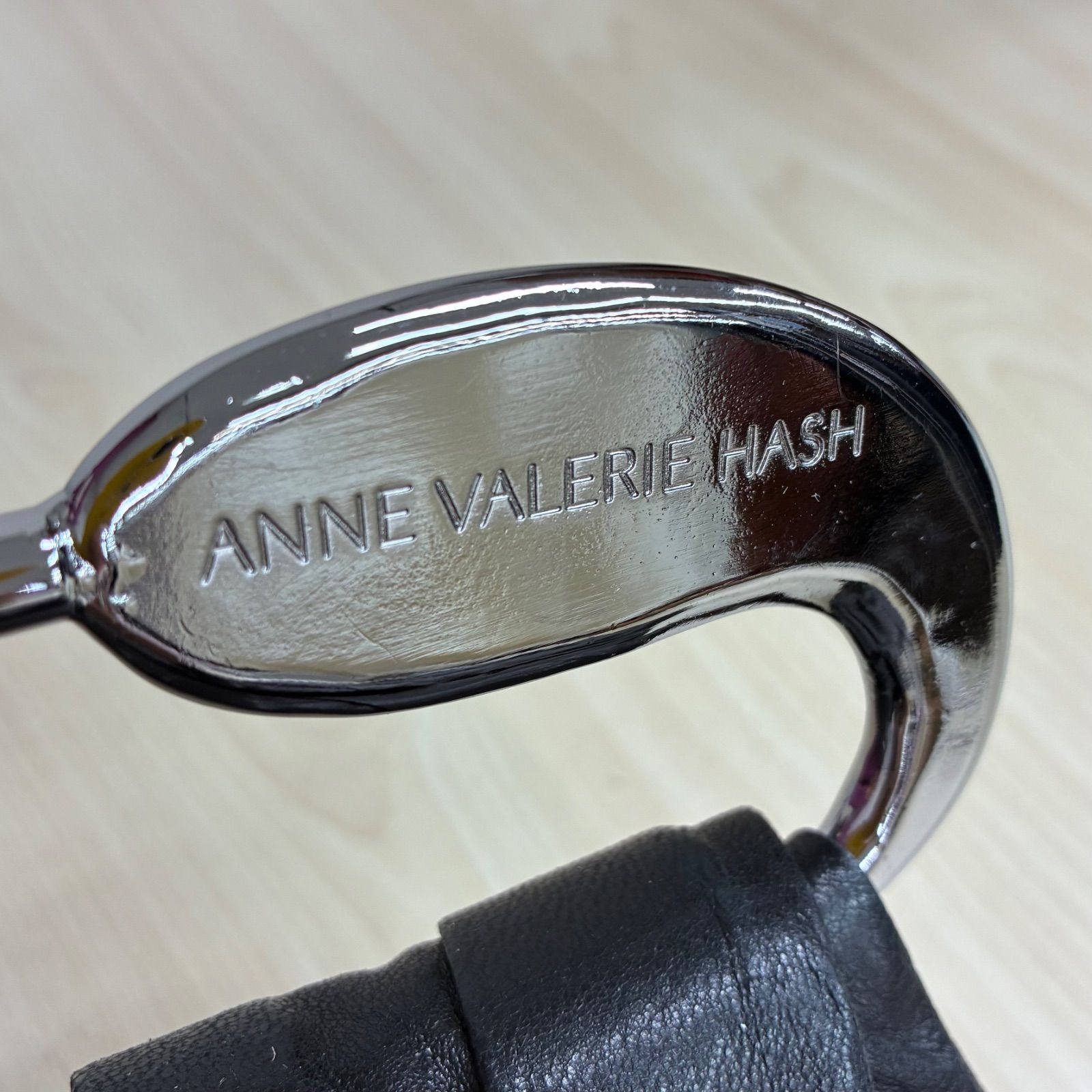 ANNE VALERIE HASH ミニクラッチバッグ 美品 アンヴァレリーアッシュ ANNE VALERIE HASH】⚫︎ レア 希少！ 安全