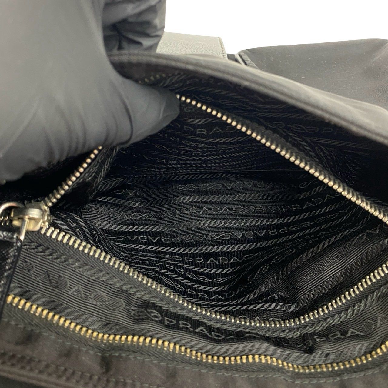 極 美品 PRADA プラダ 三角 ロゴ 金具 テスート ナイロン サフィアーノ