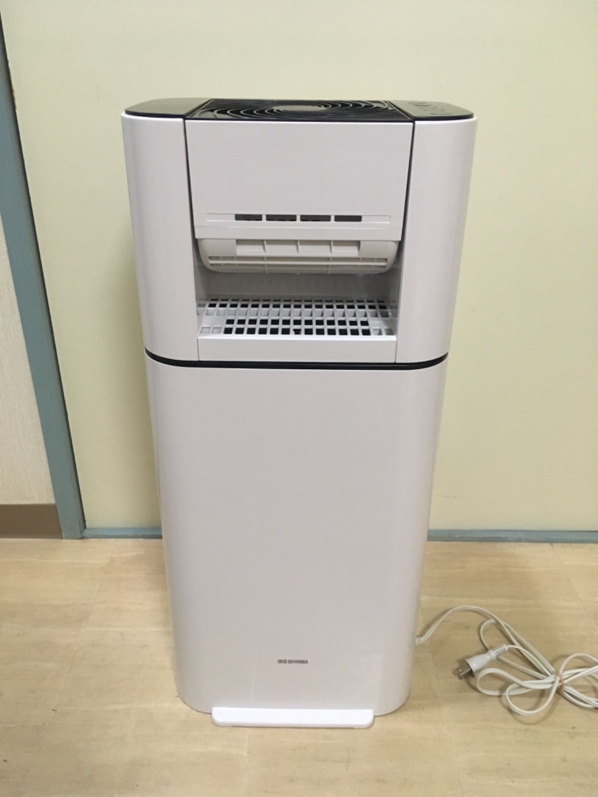 アイリスオーヤマ 衣類乾燥除湿機 IJD-JN50-W 2022 稼働品】アイリスオーヤマ 衣類乾燥除湿機 IJD-JN50-W - メルカリ