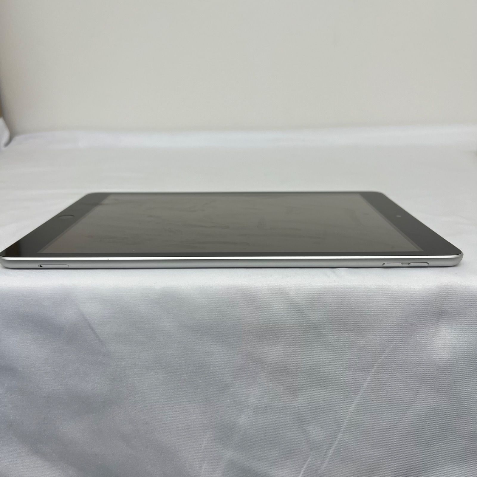 Apple iPad 第9世代 64GB シルバー - メルカリ