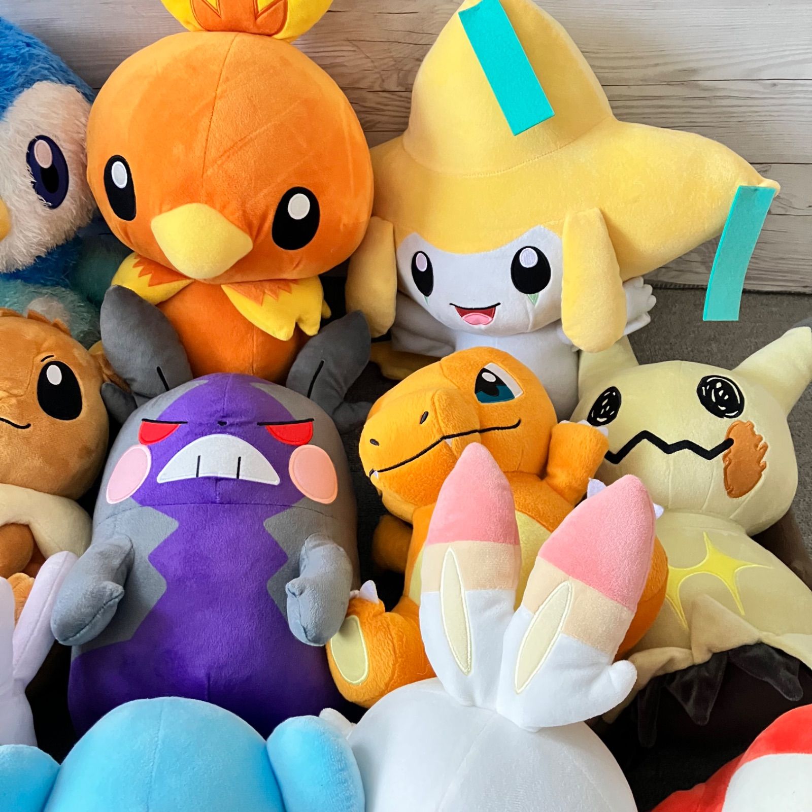 ポケモン ぬいぐるみ 大量まとめ売り 20点セット ピカチュウ イーブイ