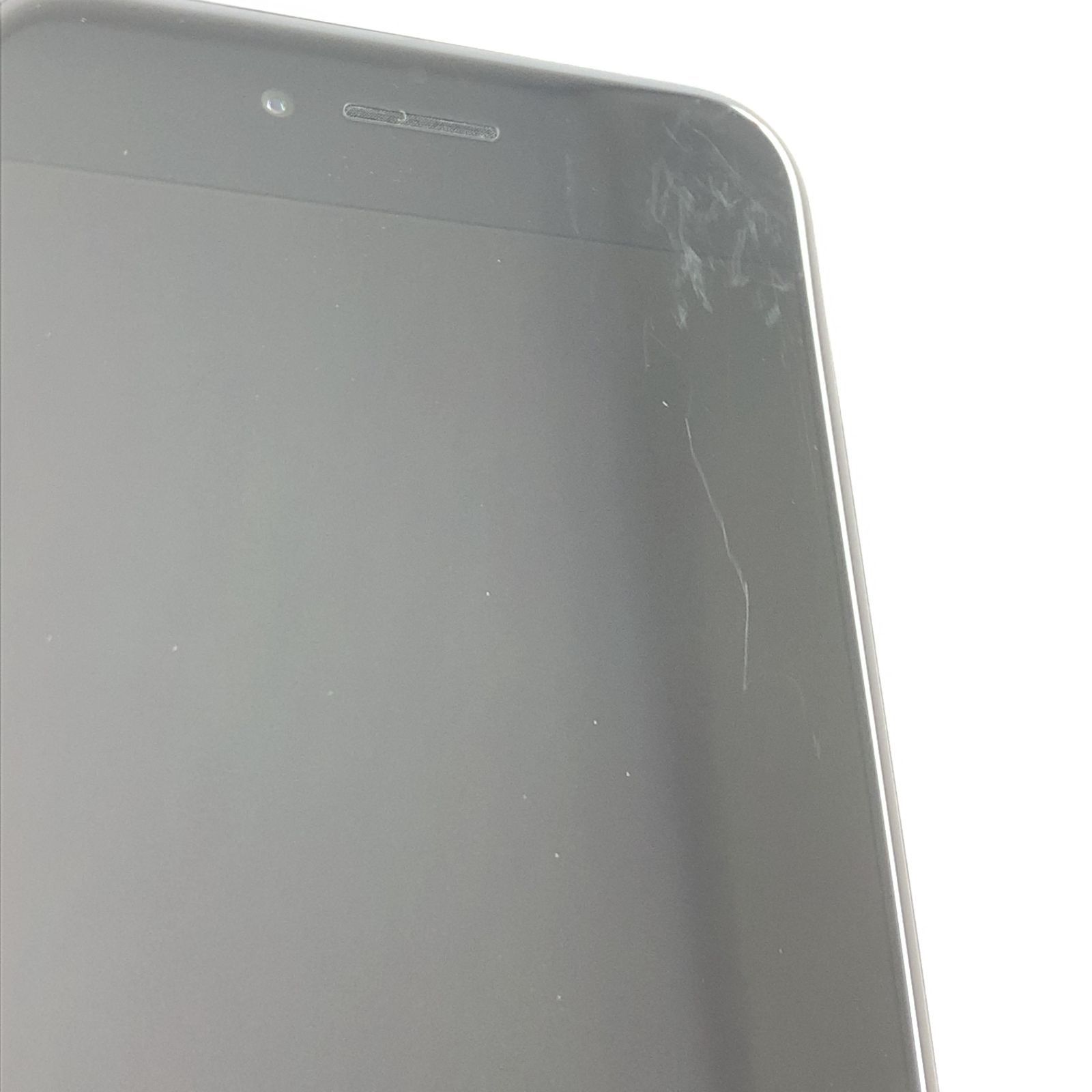 iPhone SE 第二世代　画面に傷あり　初期化済み キズあり品】iPhone SE (第2世代)/64GB/355598146490069 - メルカリ