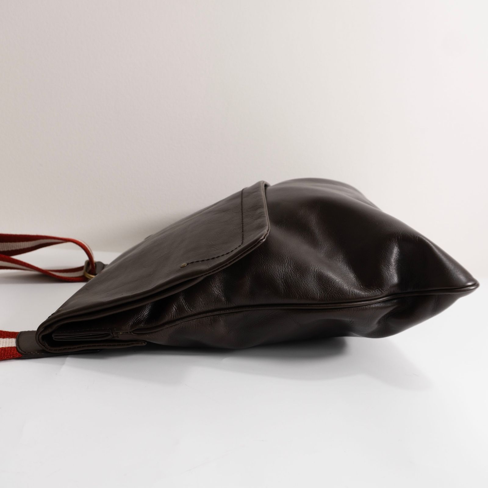 美品】BALLY 【 レザー ショルダーバッグ】ブラウン トレイン
