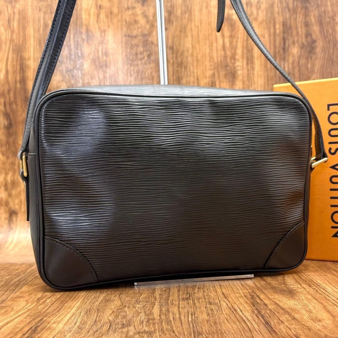 ⛄️極美品⛄️ルイヴィトンエピ トロカデロ27 ナイル ショルダー