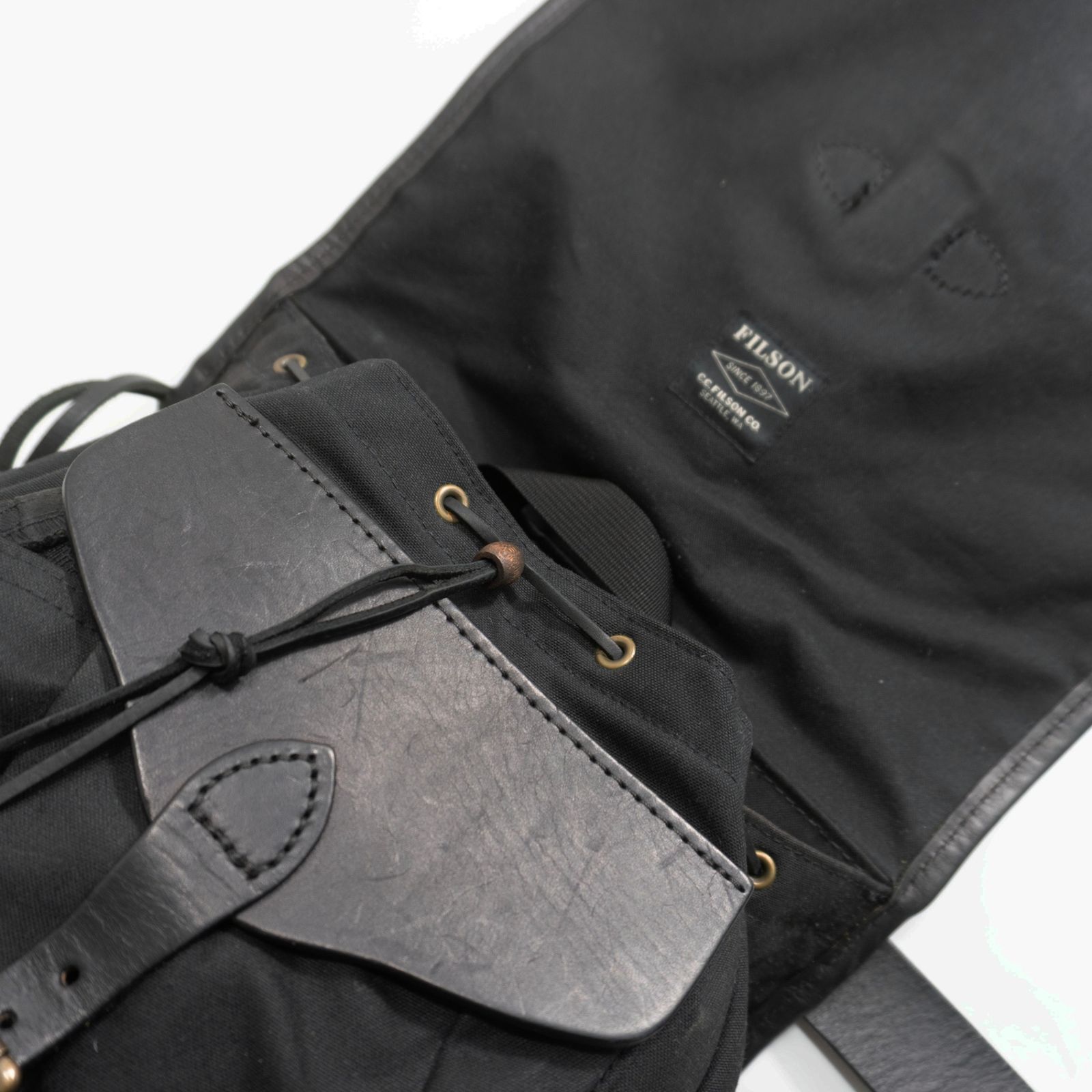 美品】FILSON【TIN CLOTH BACKPACK】バッグ ブラック コットンツイル