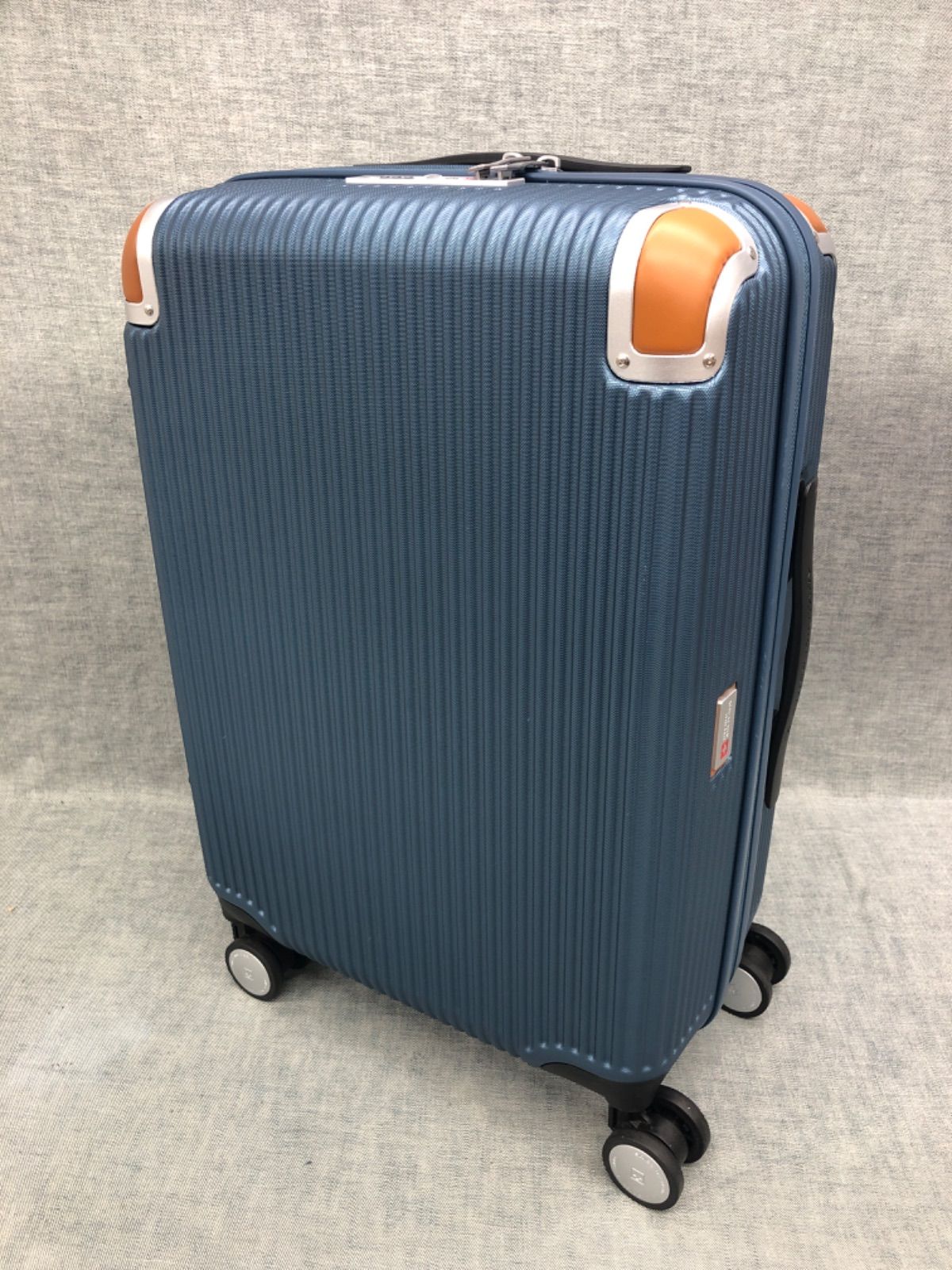 スイスミリタリー スーツケース 38.5L 機内持ち込みサイズ SM-C920