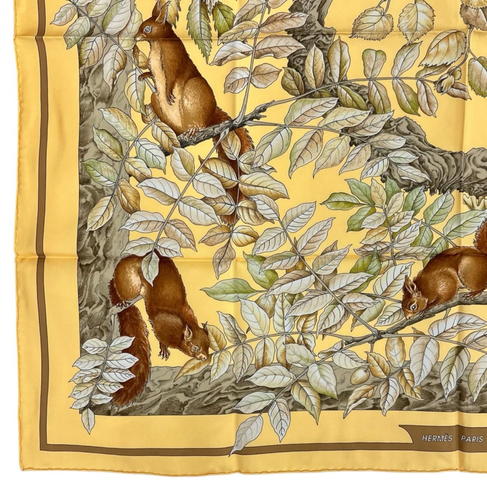 美品 HERMES エルメス CASSE NOISETTE（くるみ割り） スカーフ シルク