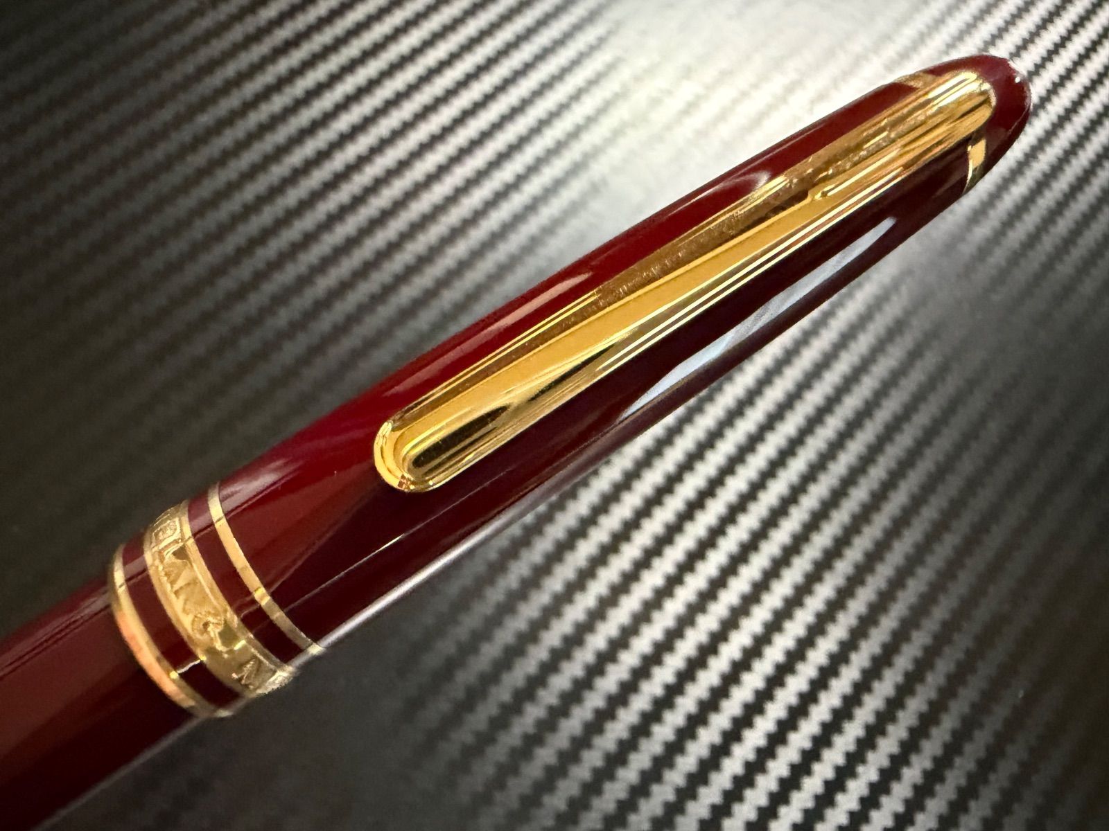 モンブラン マイスターシュテュック 144 ボルドー 全金 B 太字 万年筆 極美品 モンブラン montblanc マイスターシュテュック 144 万年筆