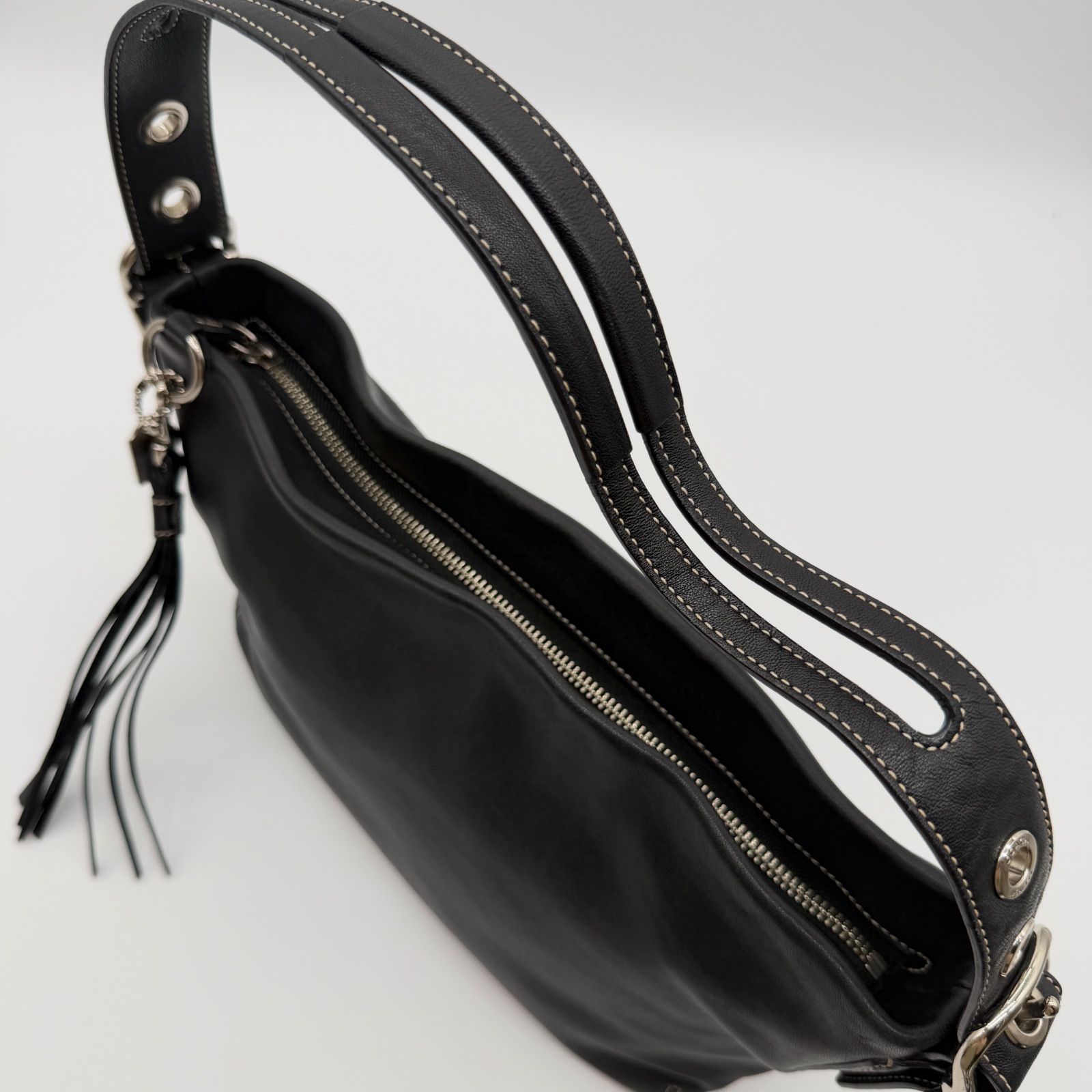 COACH コーチ ショルダーバッグ ワンショルダー レザー 黒 タッセル 
