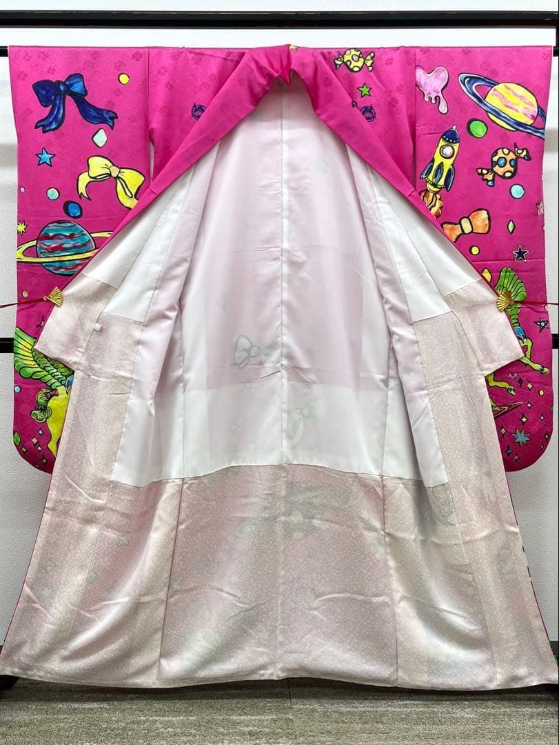 振袖 きゃりーぱみゅぱみゅ 五ッ紋入り 身丈161cm 撥水加工済 A448 