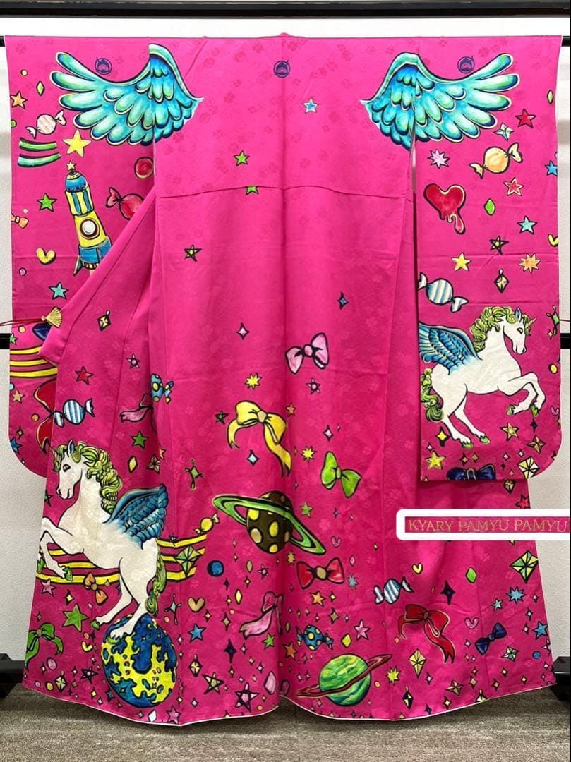 振袖 きゃりーぱみゅぱみゅ 五ッ紋入り 身丈161cm 撥水加工済 A448 