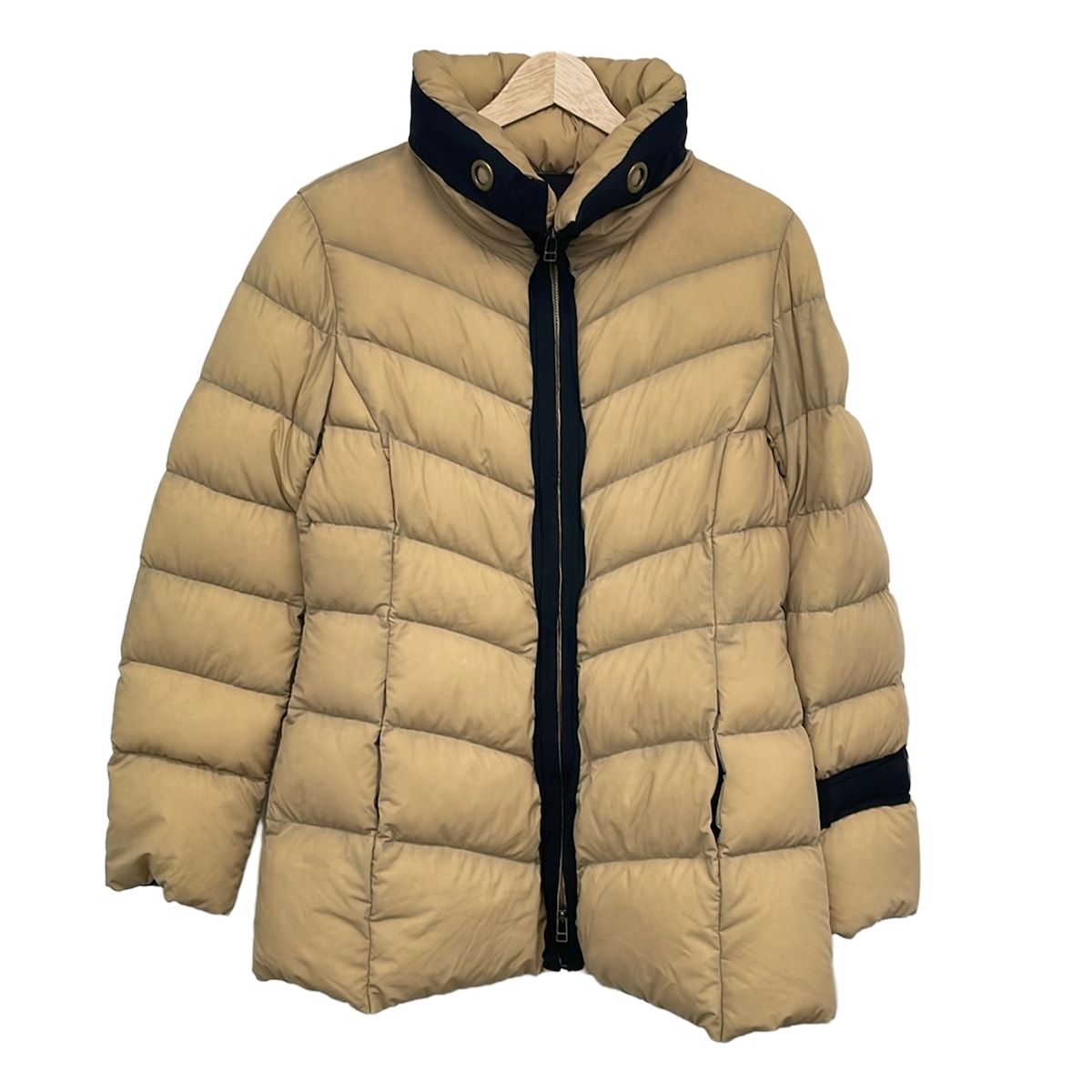 極美品　ランバンオンブルー　ファー付き　ダウンコート　38 Mサイズ相当 LANVIN en Bleu(ランバンオンブルー) ダウンコート サイズ38美品