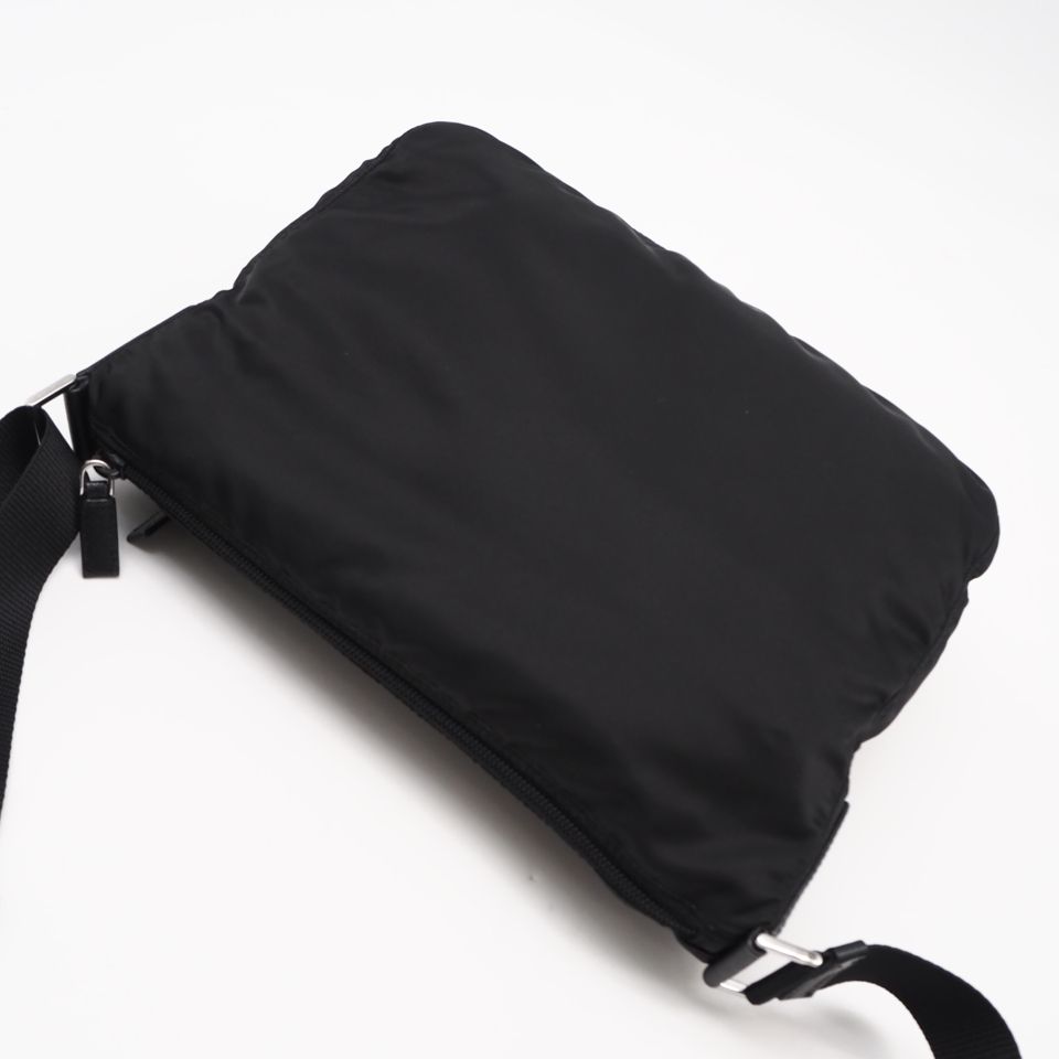 ☆3日以内返品可☆ 美品 PRADA プラダ Re-Nylon サフィアーノ