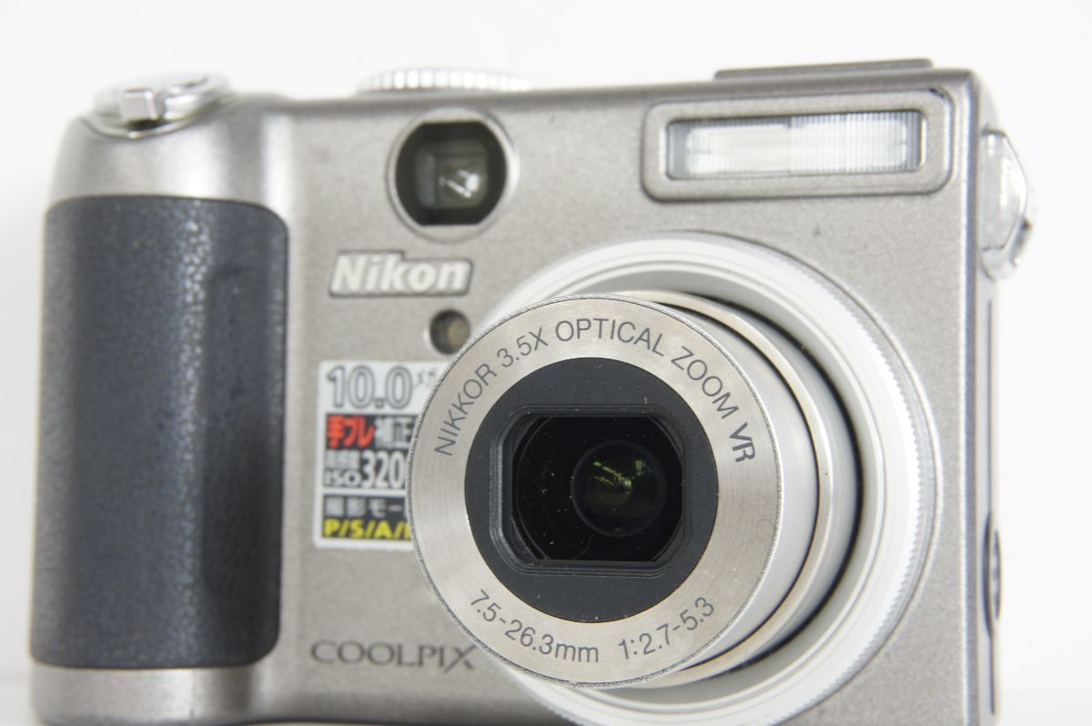 Nikon ニコンCOOLPIX P5000 コンパクトデジタルカメラ KAJI353 - メルカリ