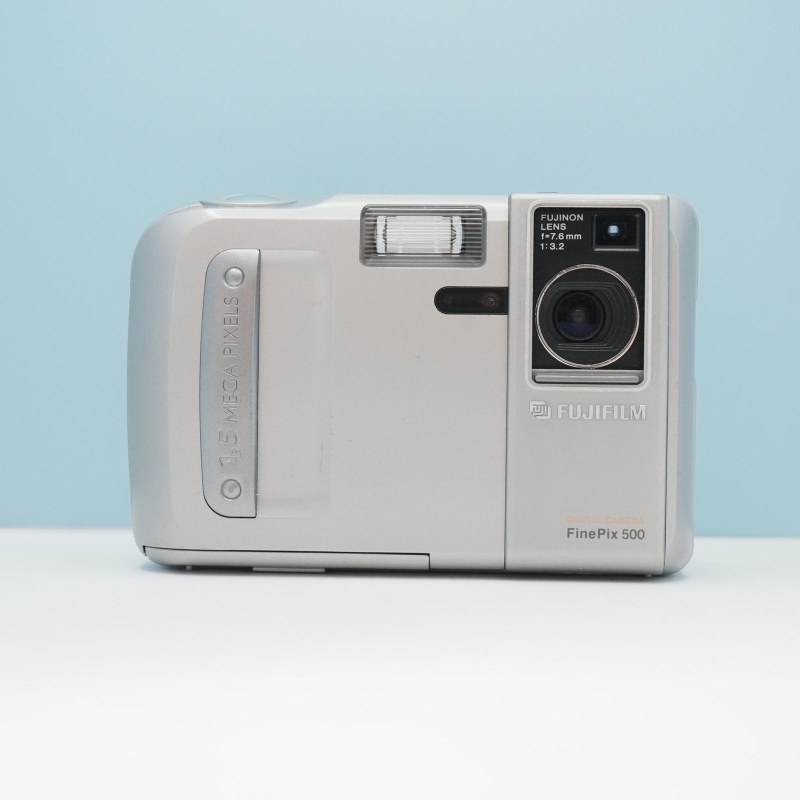 FUJIFILM FinePix 500 デジカメ シロクマカメラ a7356 - メルカリ