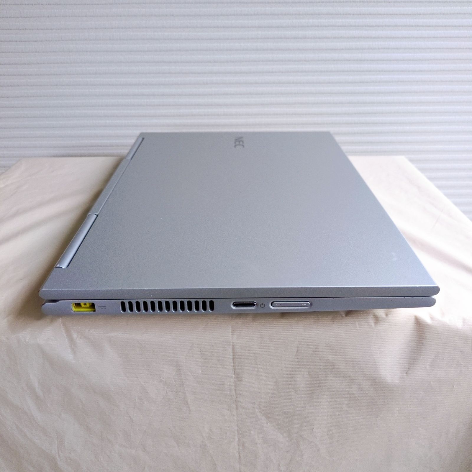 20s NEC ノートパソコン VersaPro PC-VKT16GVG4 Windows11 第8世代