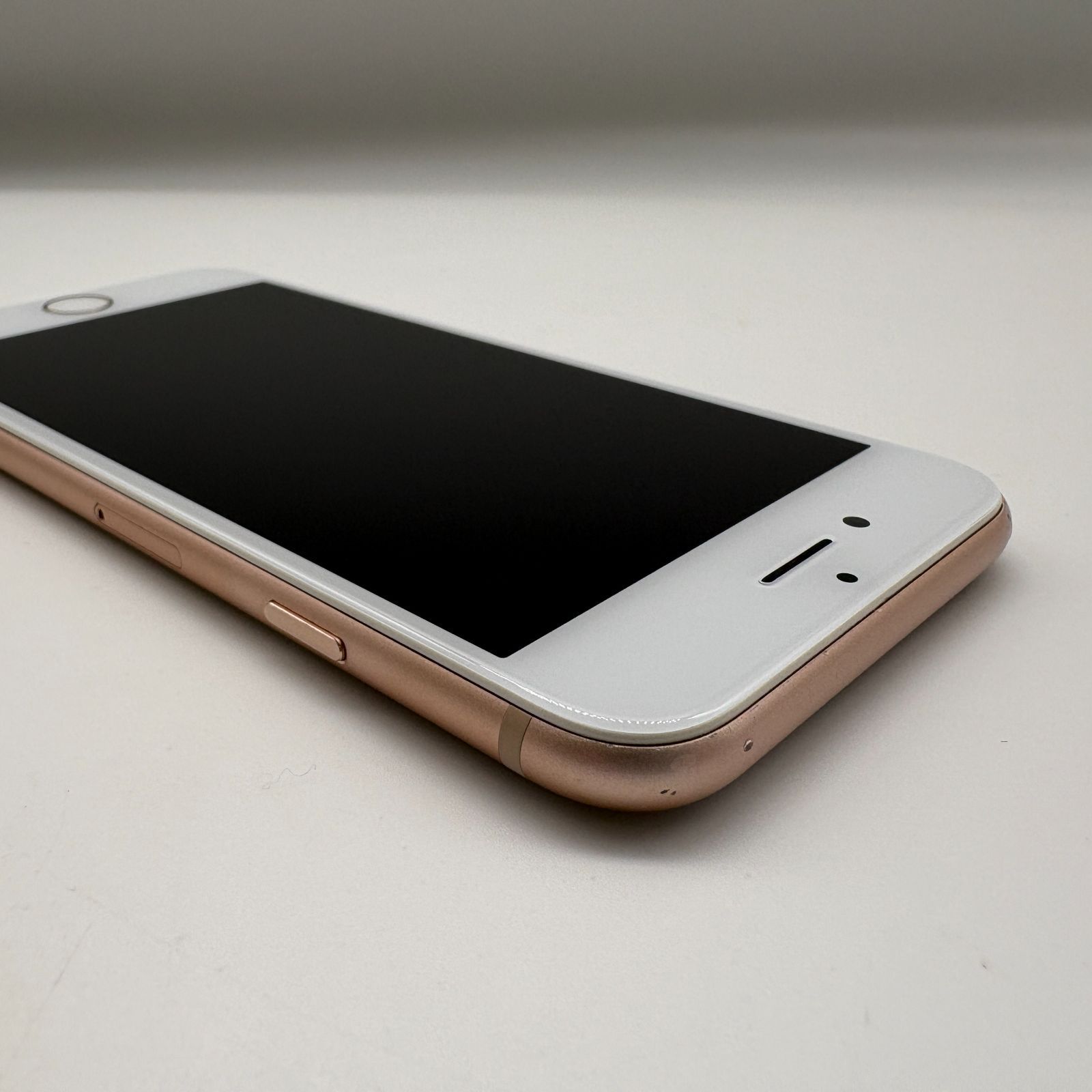 iPhone8 64GB ゴールド SIMフリー Apple - メルカリ