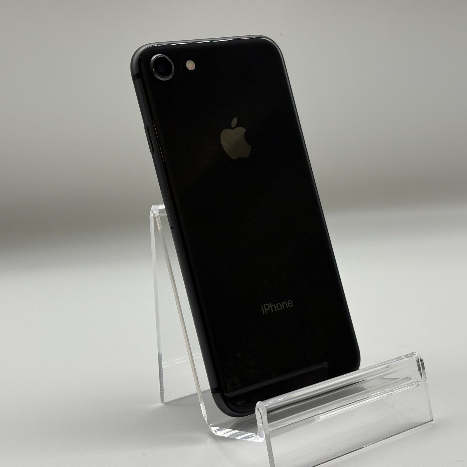 iPhone8 64GB ブラック Apple SIMフリー - メルカリ