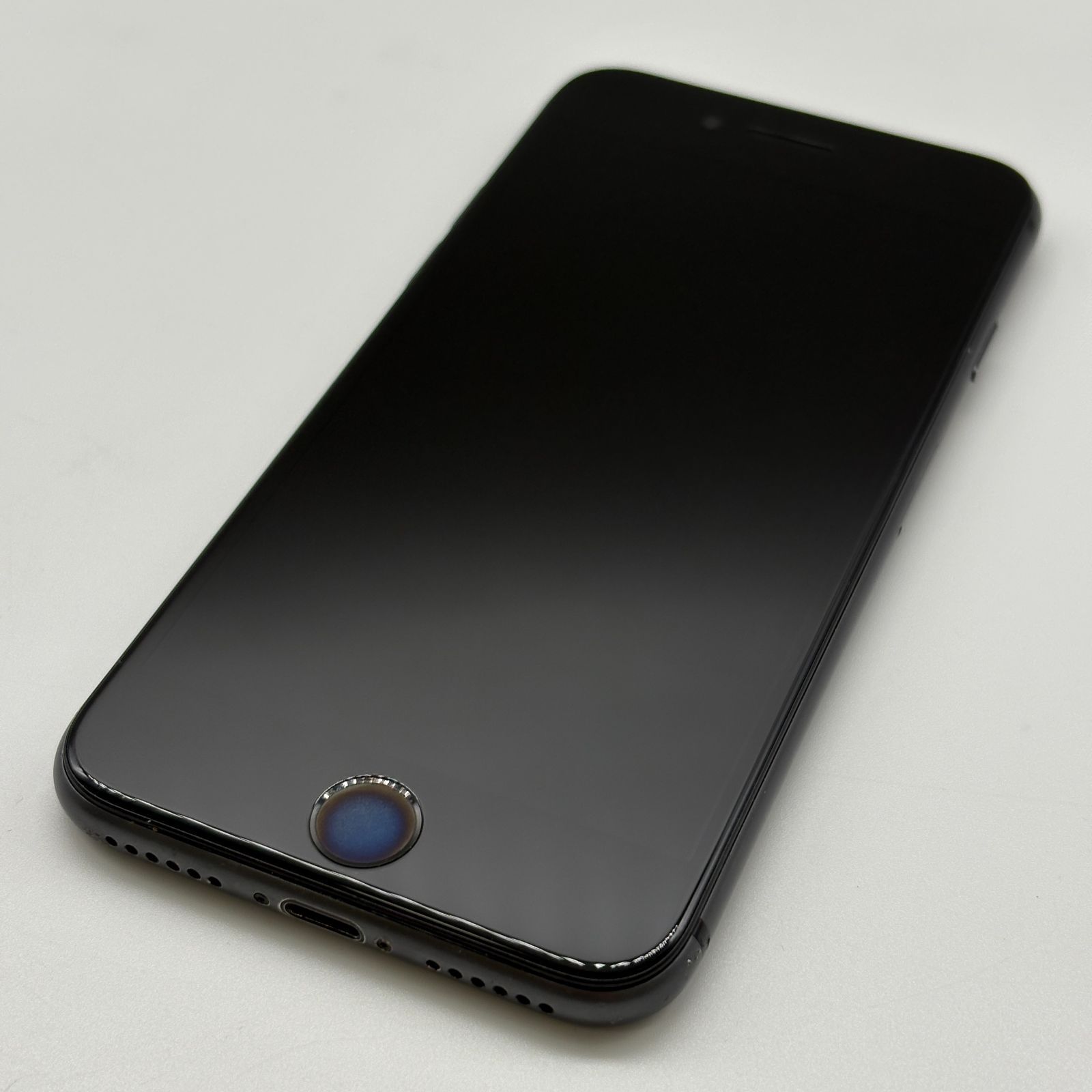 iPhone8 64GB ブラック Apple SIMフリー - メルカリ