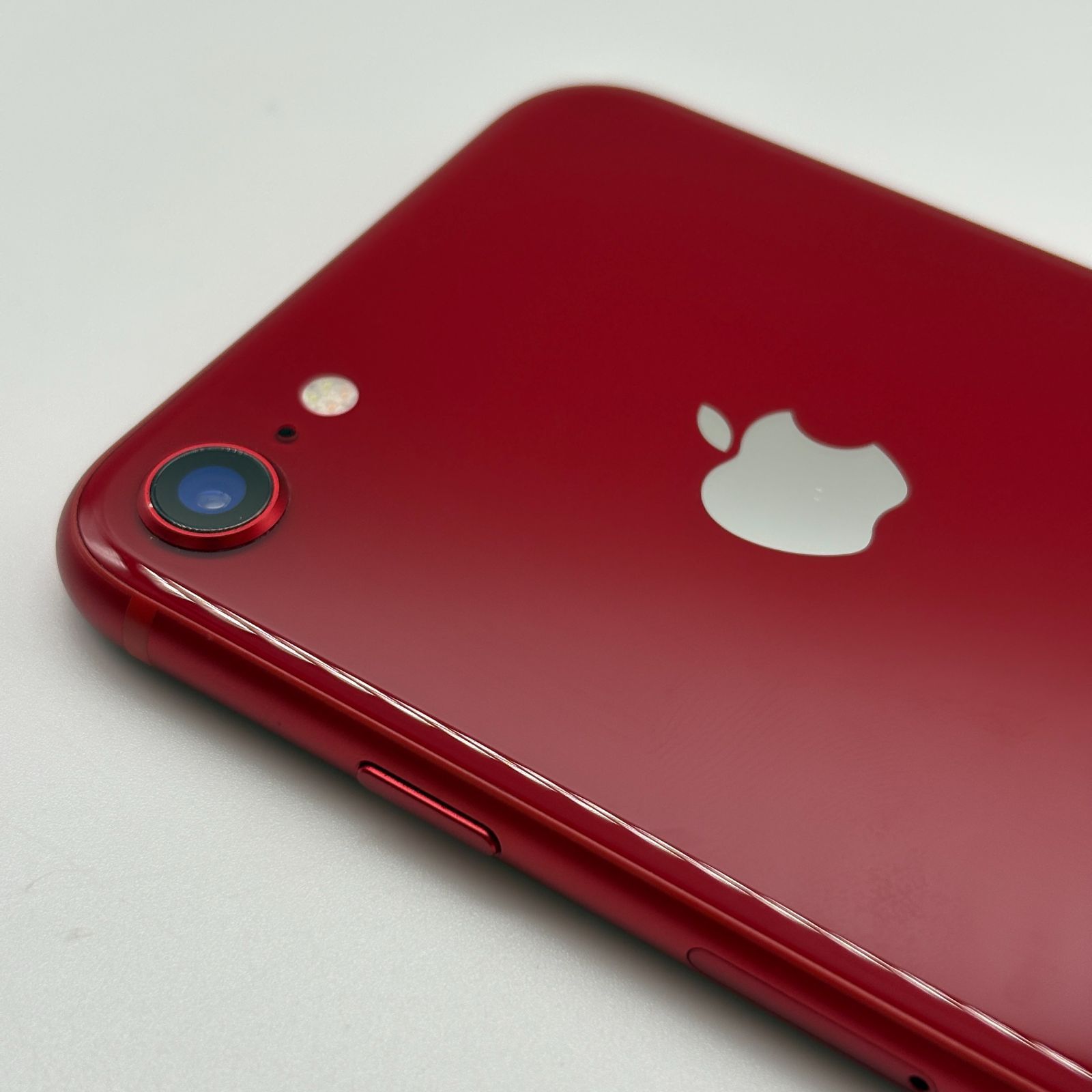 iPhone8 64GB レッド SIMフリー - メルカリ