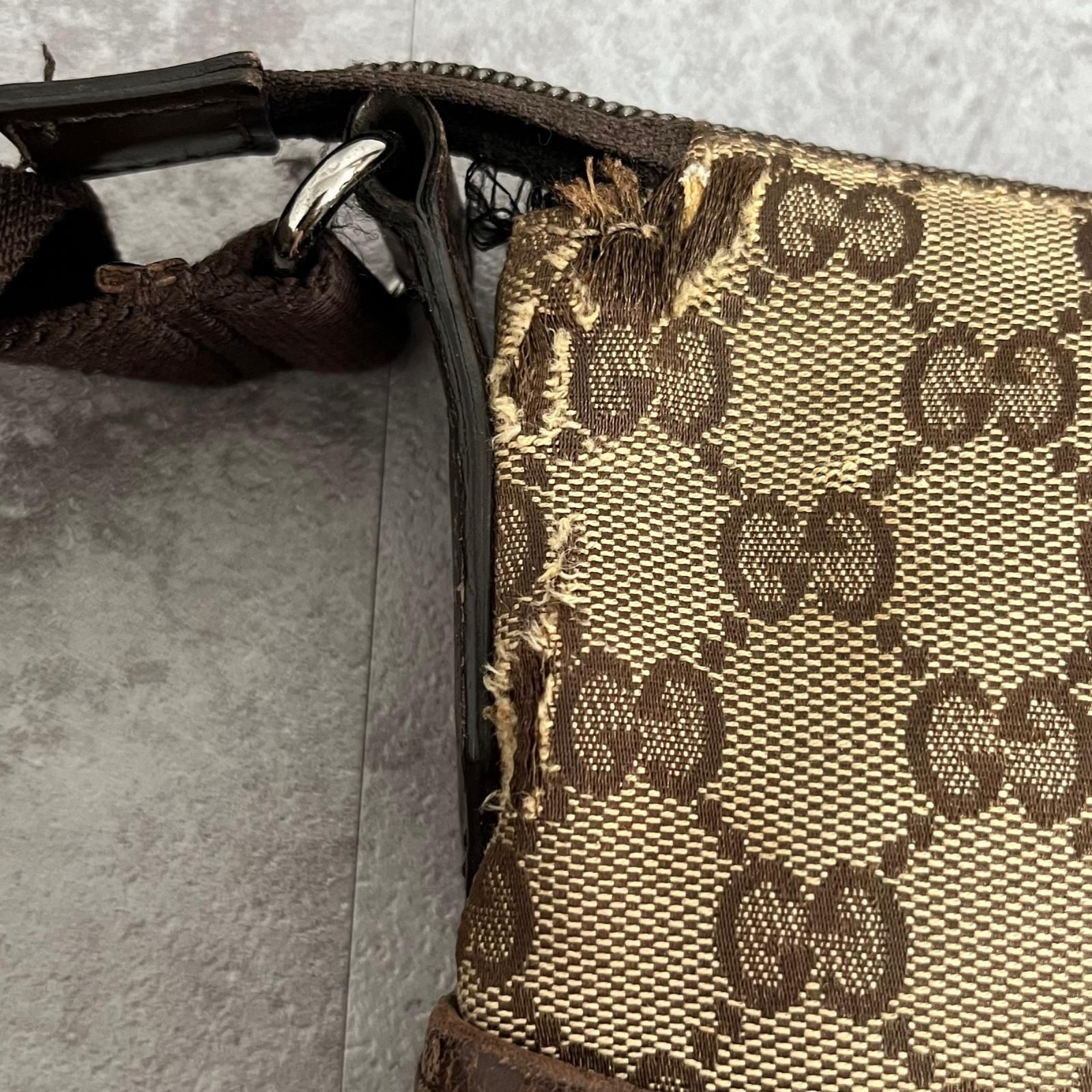 GUCCI】グッチ GGキャンバス ショルダーバッグ サコッシュ レザー