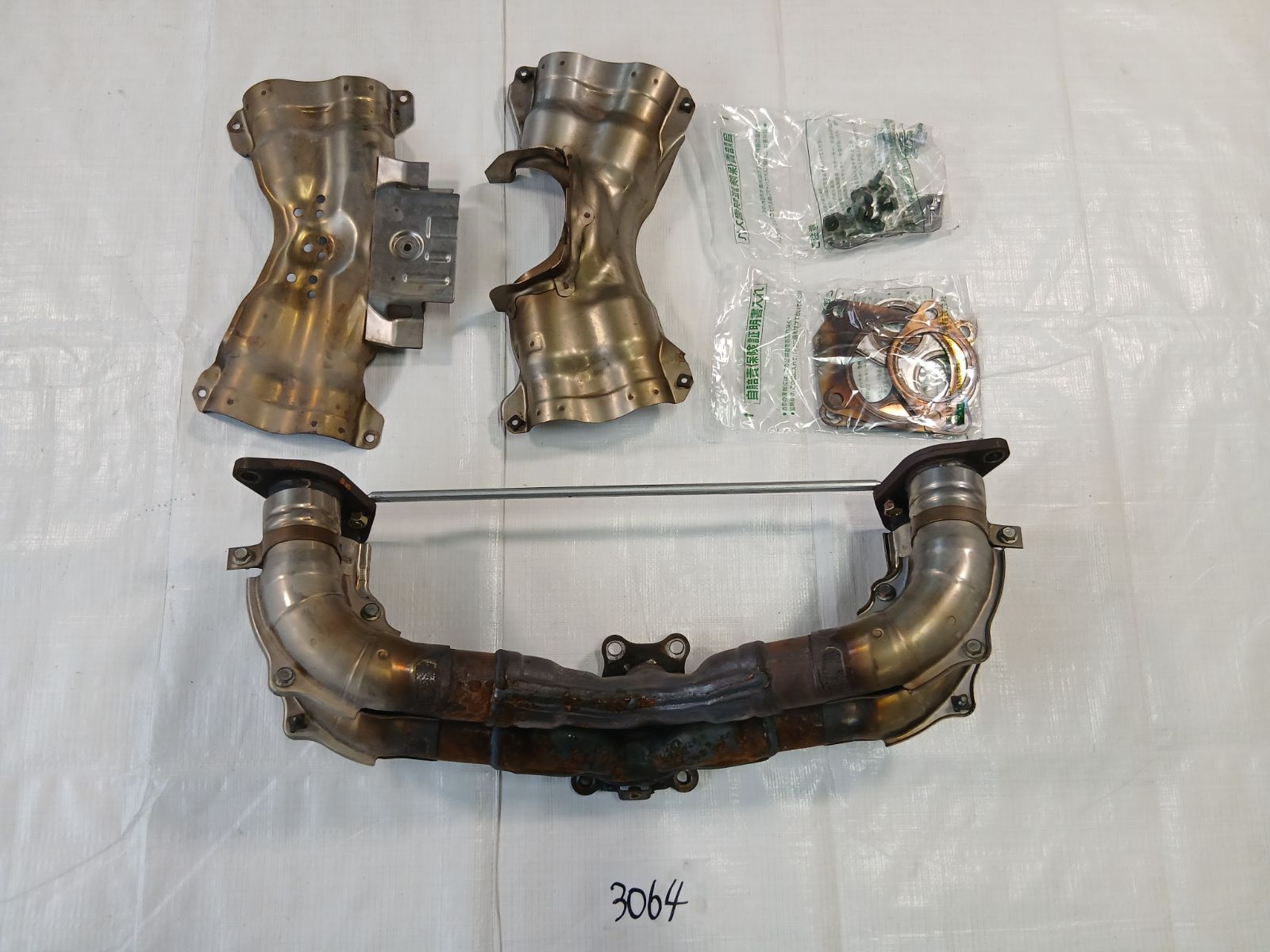 良品』スバル純正 エキゾーストマニホールド 品番：9619SK