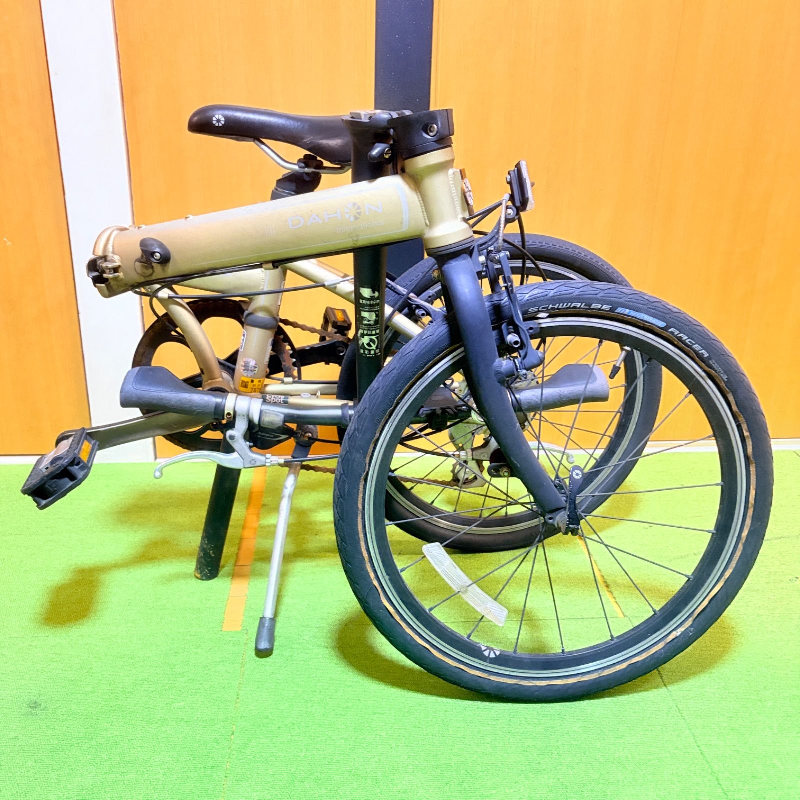 DAHON Speed 折りたたみ自転車 8段変速SHIMANO仕様 引取限定 DAHON ダホン SPEED 8 折りたたみ自転車 20インチ 8段変速