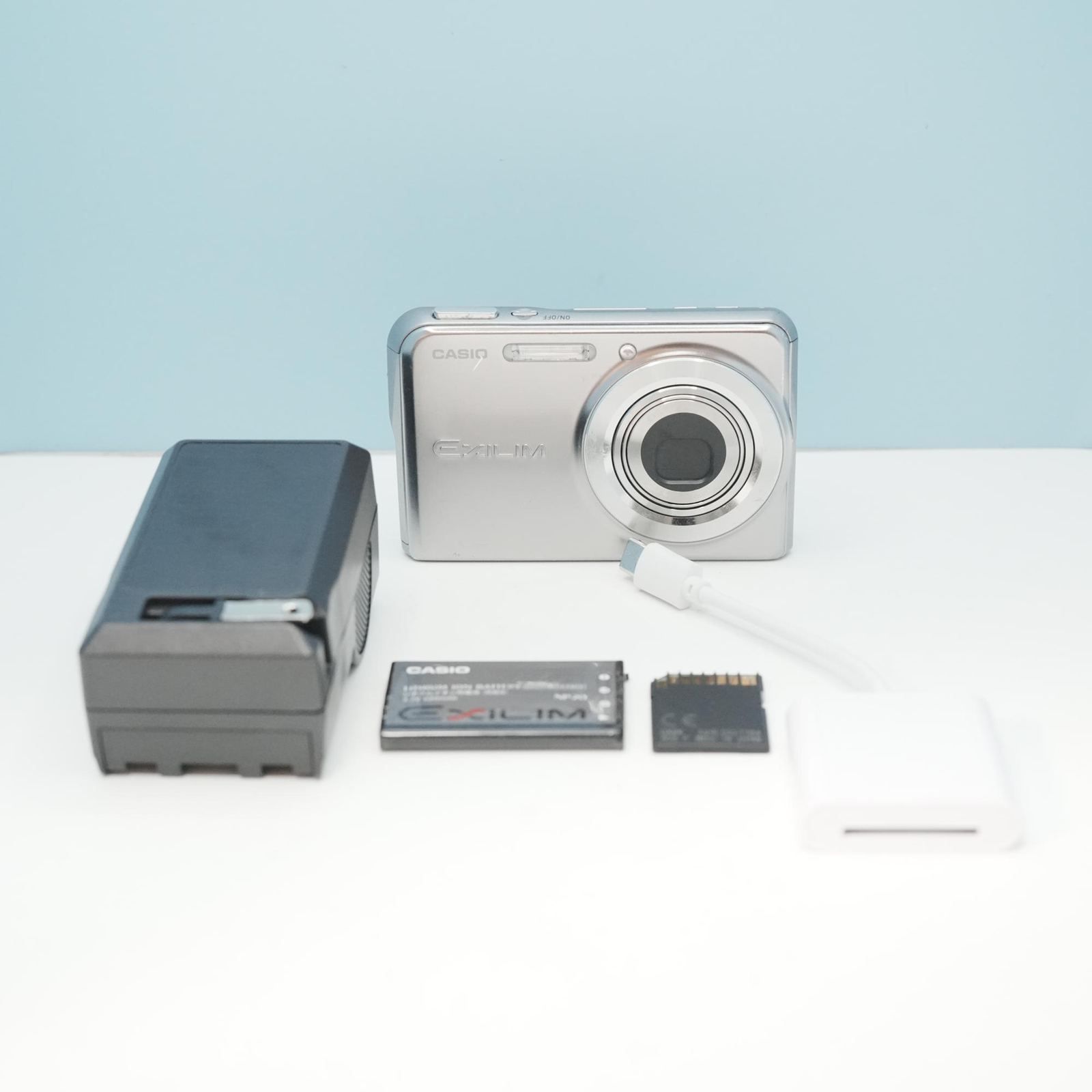CASIO EXILIM EX-S770 デジカメ スマホ転送OK フルセット 美品