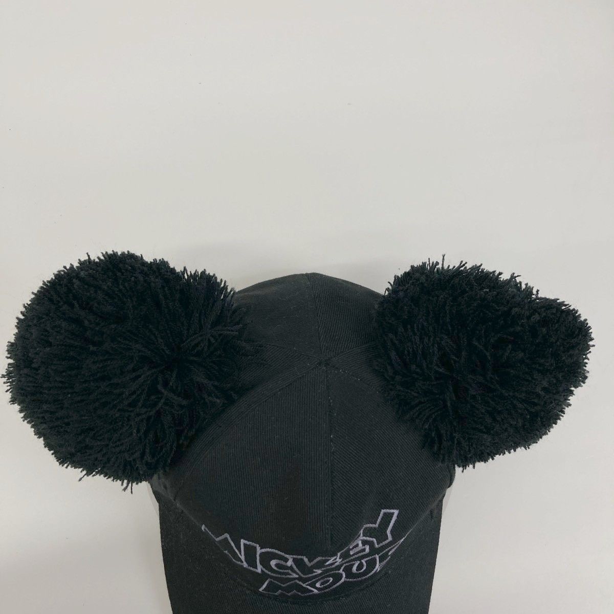 美品 東京ディズニーリゾート/ミッキーマウス/ポンポン付きキャップ