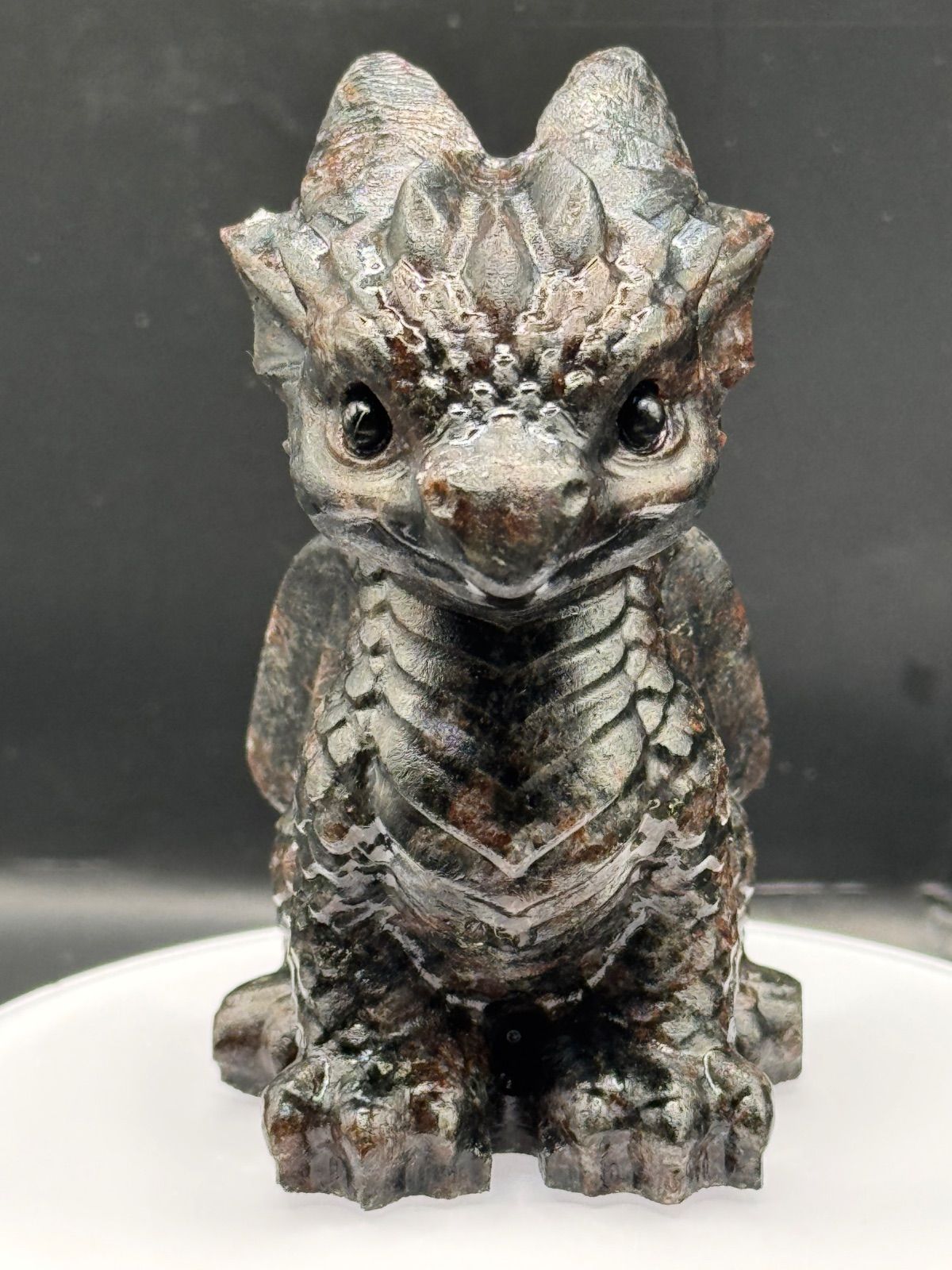 大粒 天然石 ドラゴン 彫刻 置物 ダークカラー 飛竜 ファンタジー