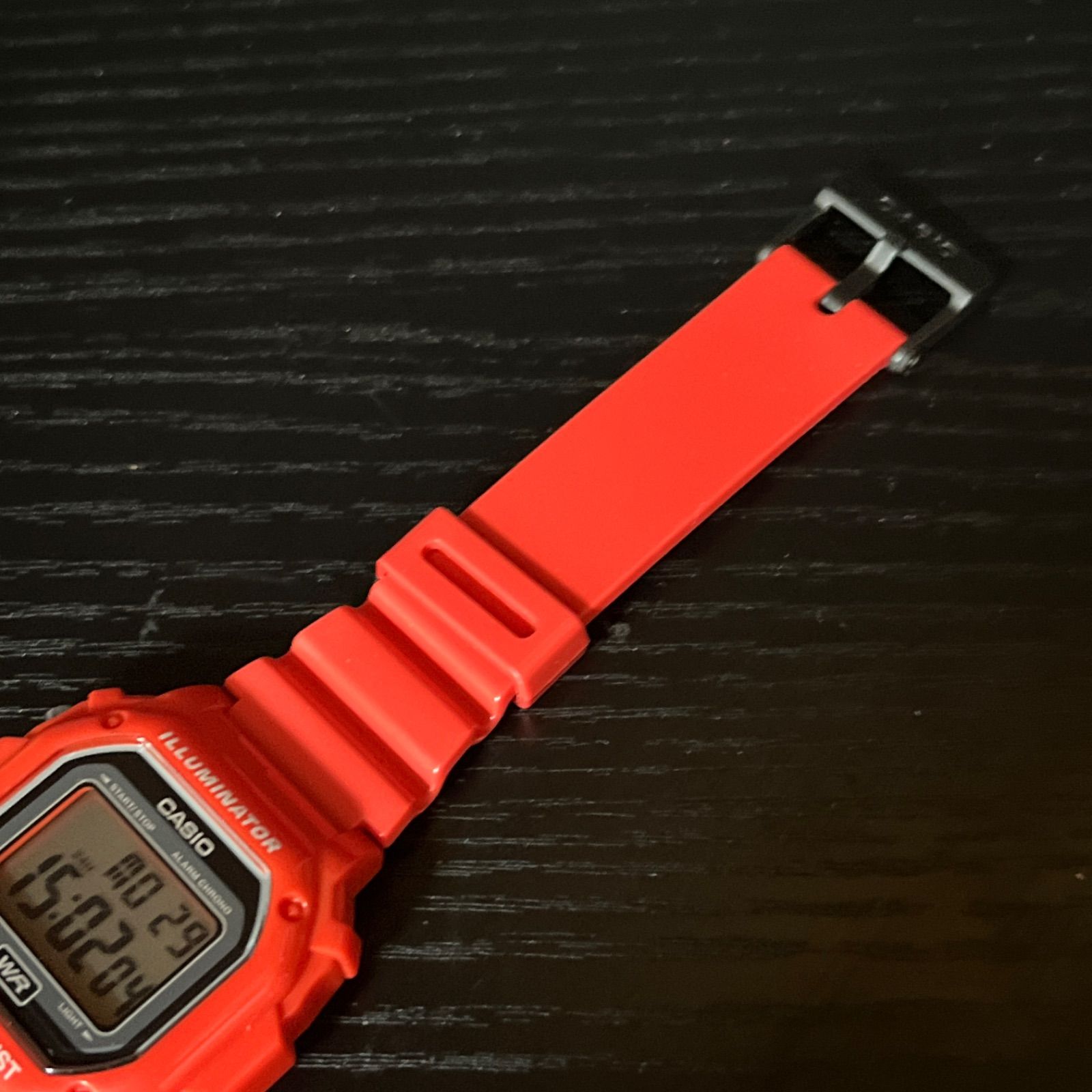 稼働品】 CASIO カシオ 腕時計 F-108WHC レッド ベーシックデザイン